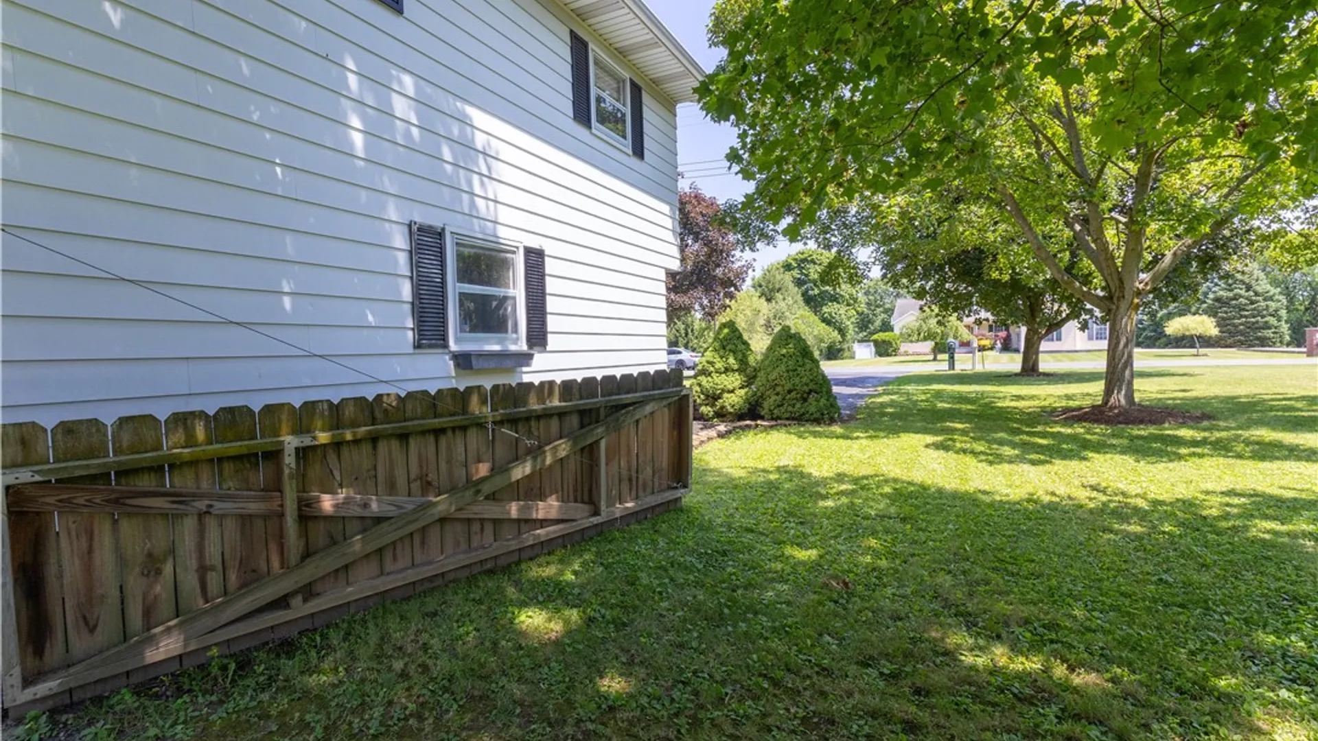 Property at 8 Lomar Drive, Geneva Town, NY 14456 10