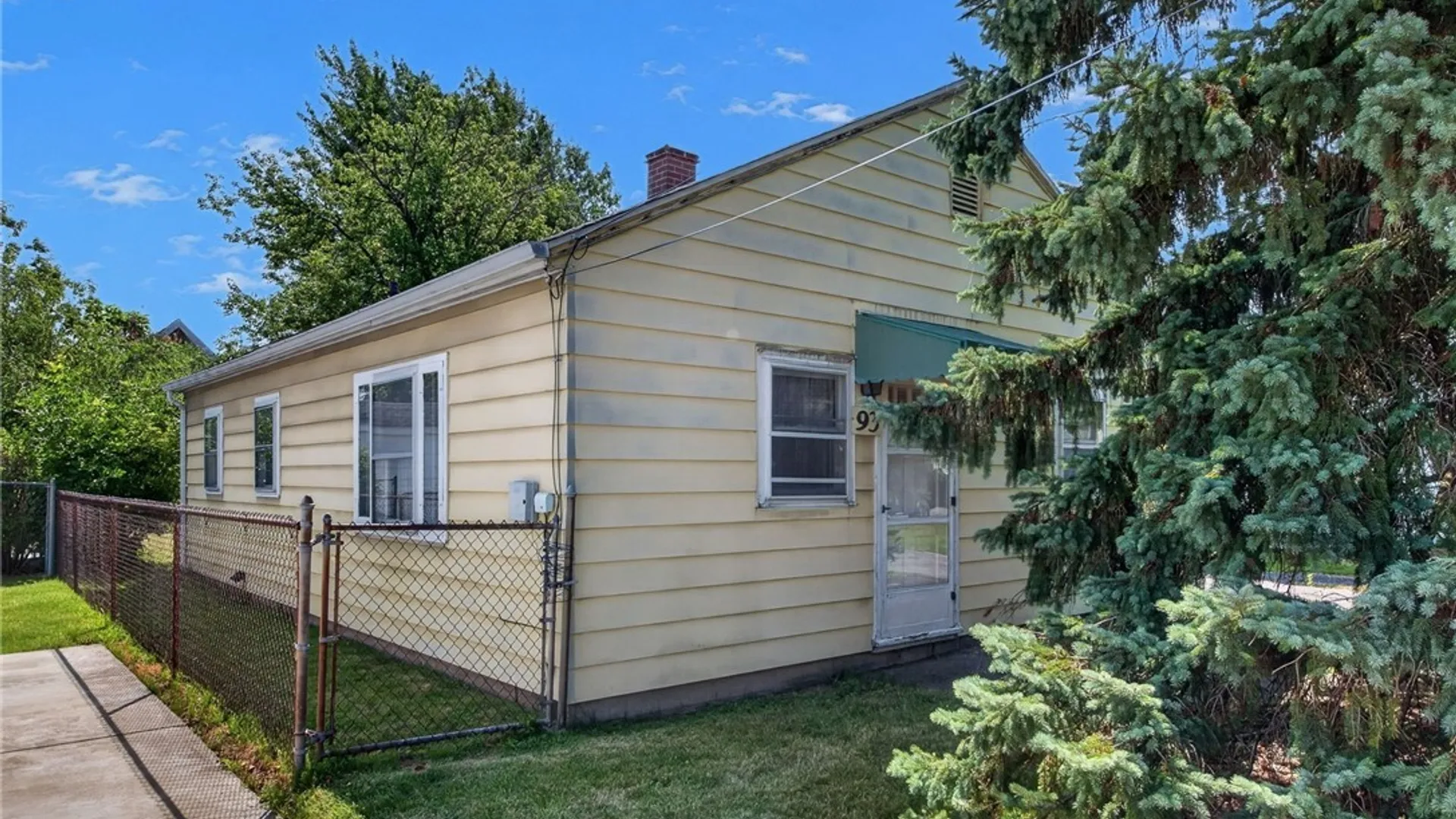 Property at 93 Hillcrest Road, Tonawanda, NY 14150 6