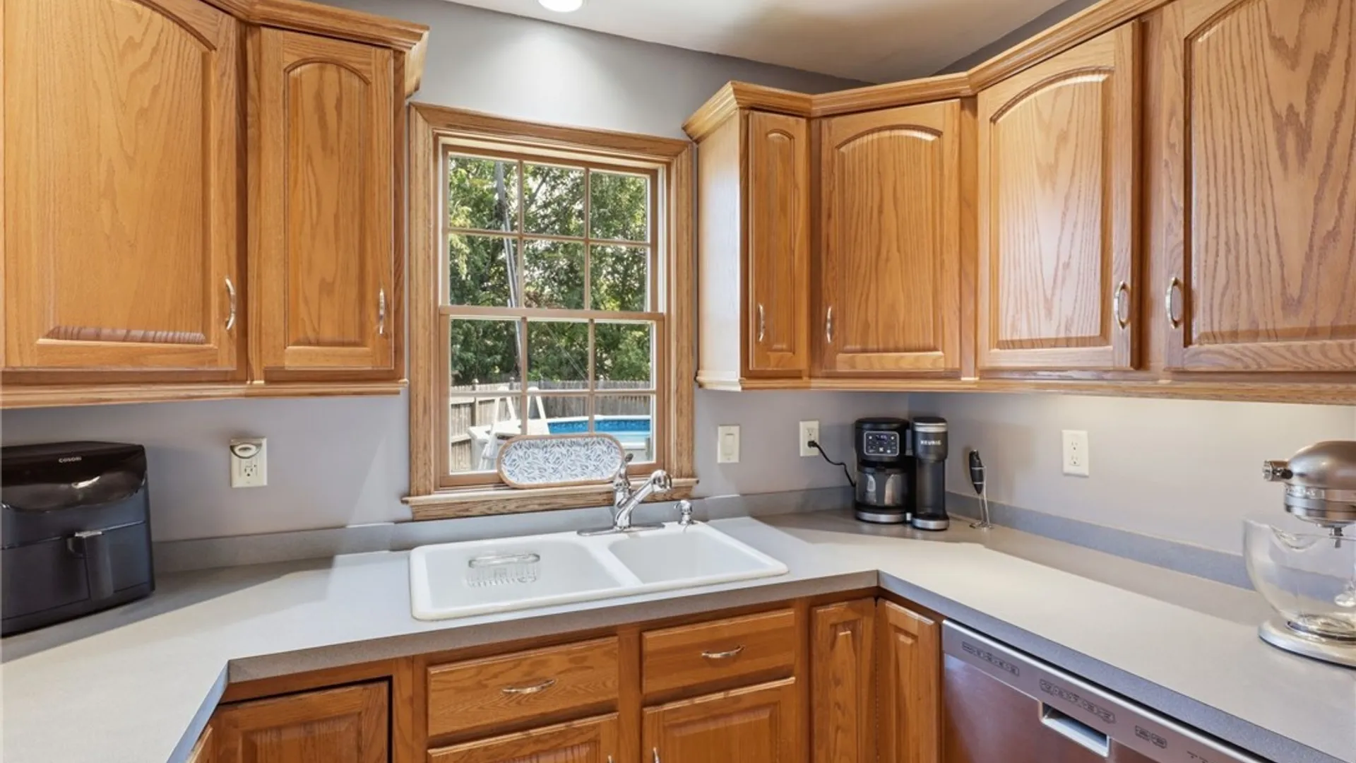Property at 33 Pilgrim Road, Tonawanda, NY 14150 16