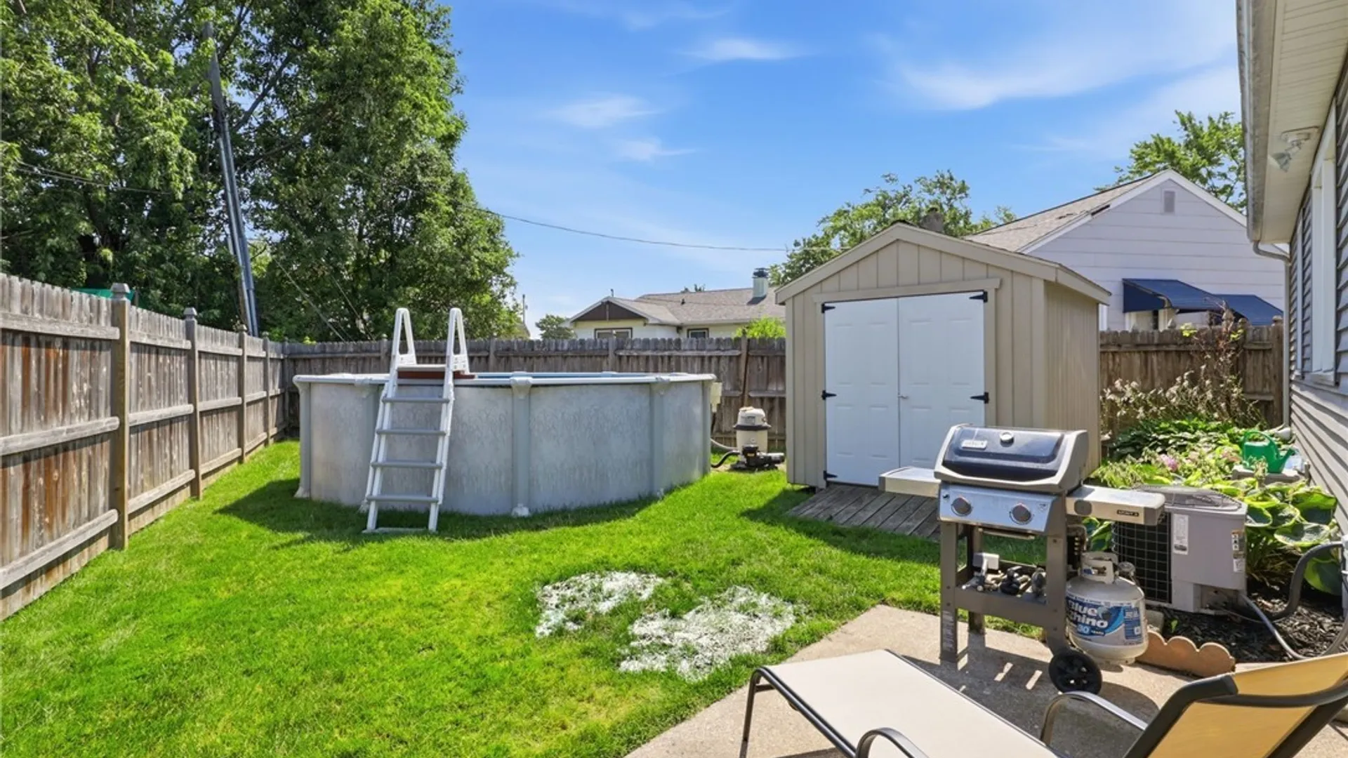 Property at 33 Pilgrim Road, Tonawanda, NY 14150 32
