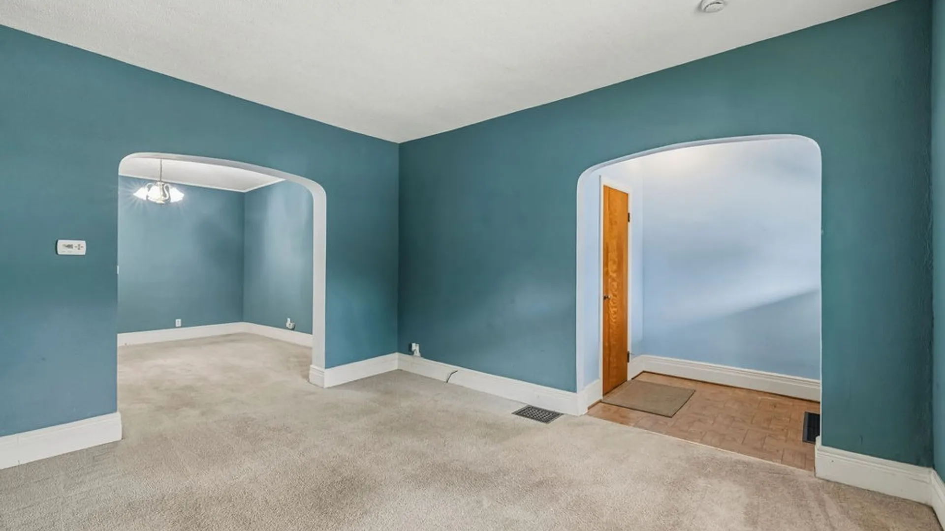 Property at 147 Lockwood Avenue, Buffalo, NY 14220 5