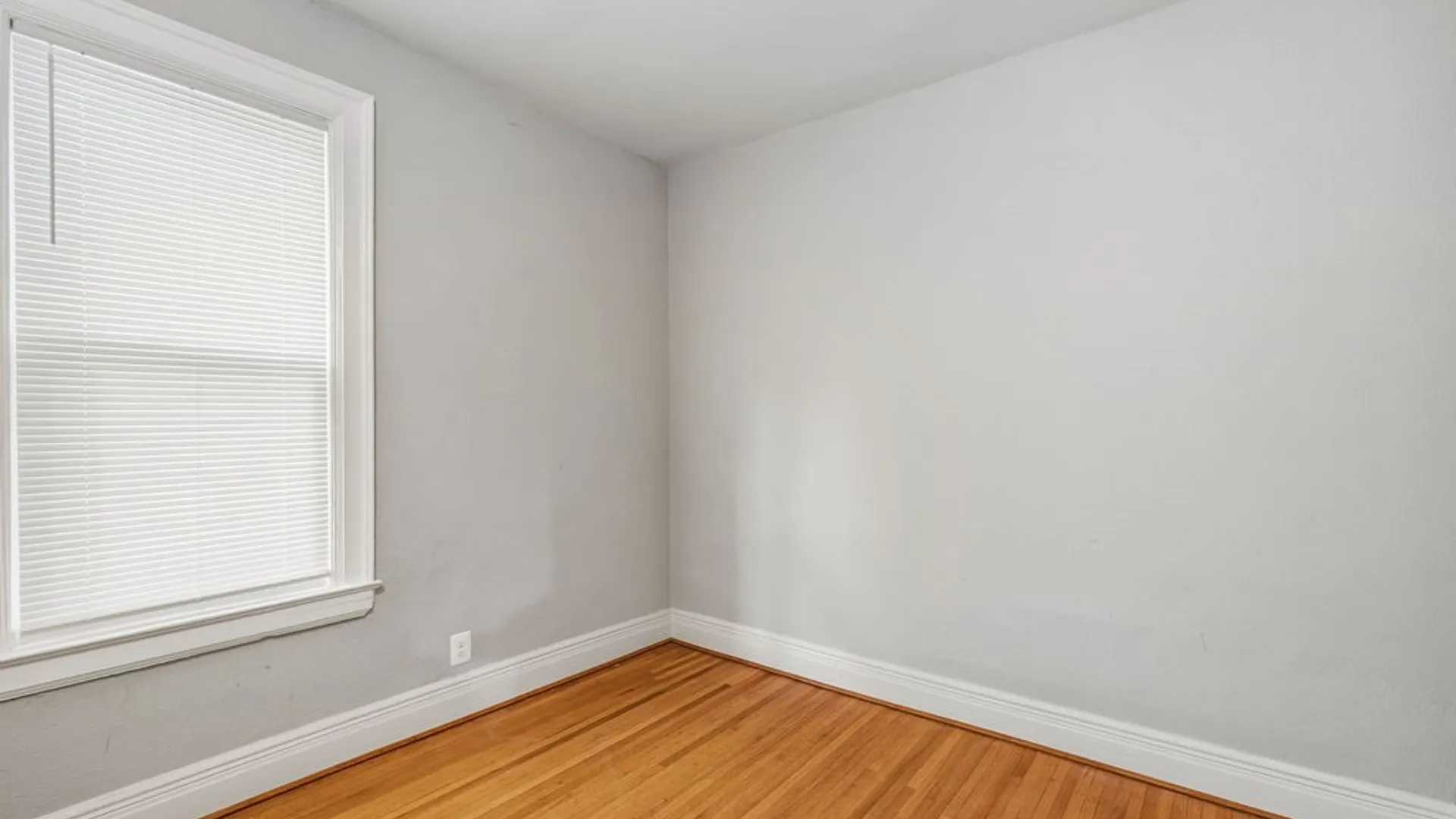 Property at 147 Lockwood Avenue, Buffalo, NY 14220 14