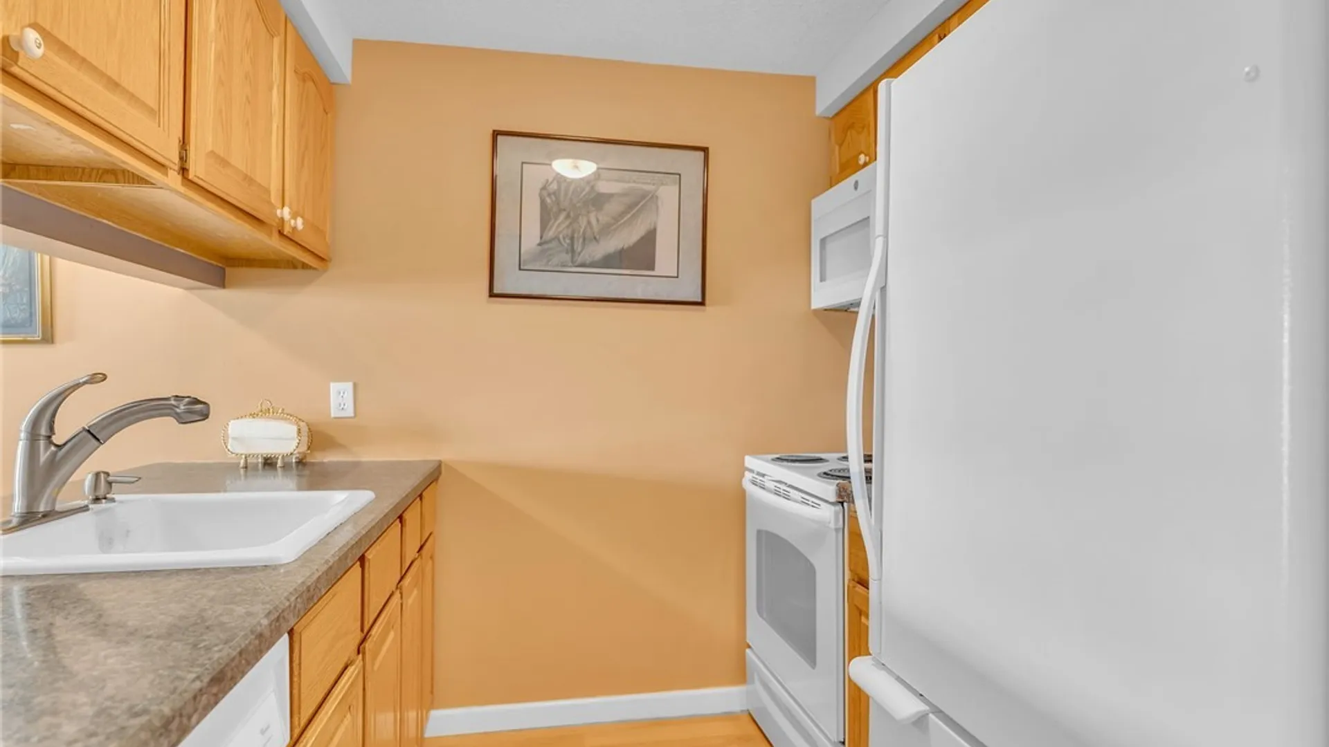 Property at 9 Tralee, Amherst, NY 14051 12