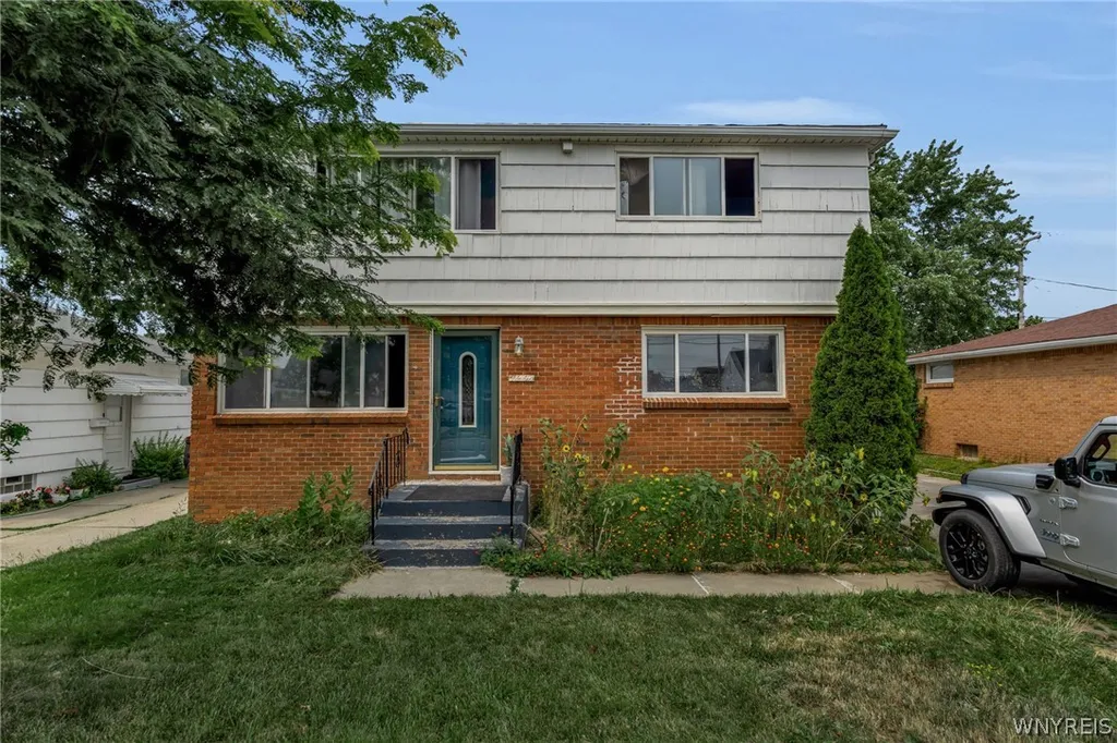 Property at 1294 George Urban Boulevard, Cheektowaga, NY 14225