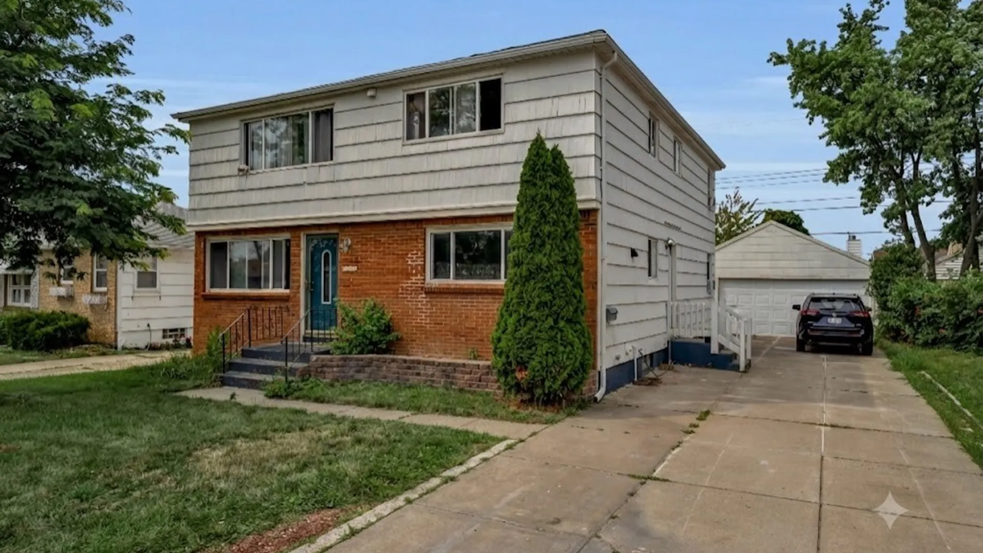 Property at 1294 George Urban Boulevard, Cheektowaga, NY 14225 3