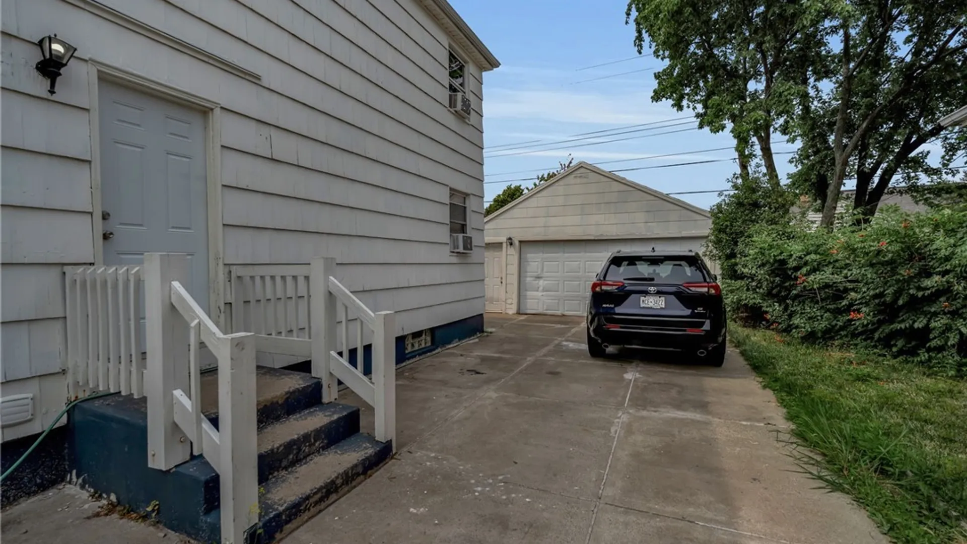 Property at 1294 George Urban Boulevard, Cheektowaga, NY 14225 5