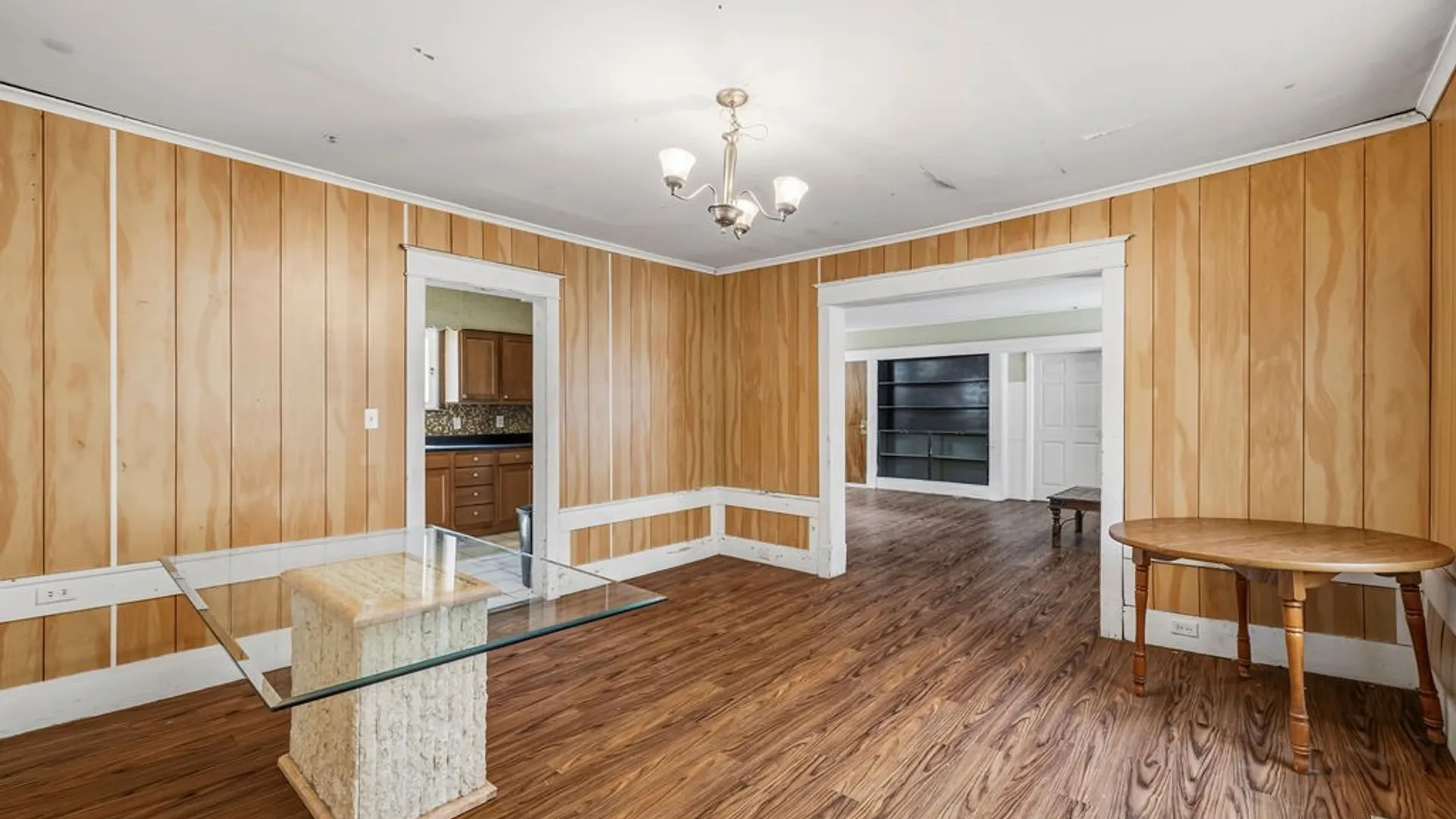 Property at 15 W Northrup Place, Buffalo, NY 14214 8