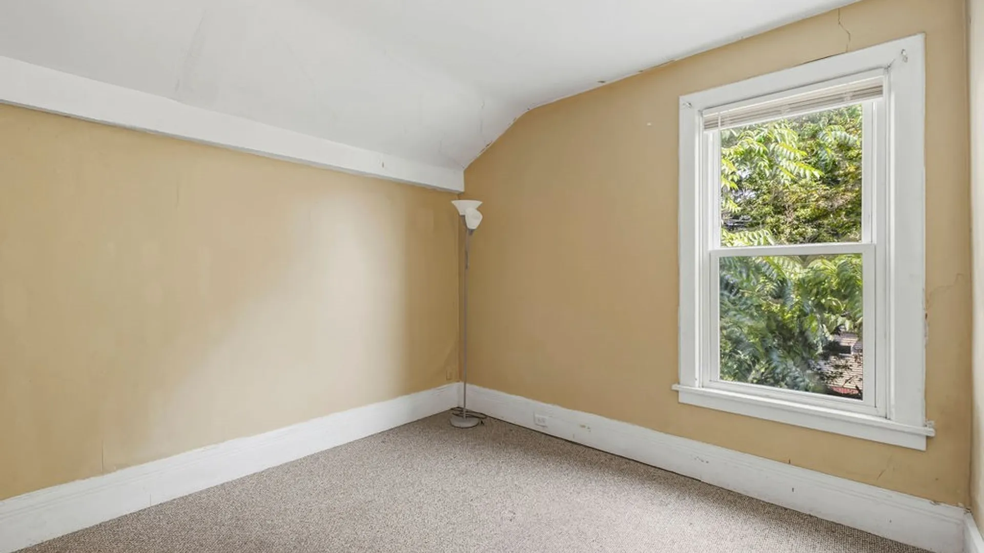 Property at 15 W Northrup Place, Buffalo, NY 14214 19