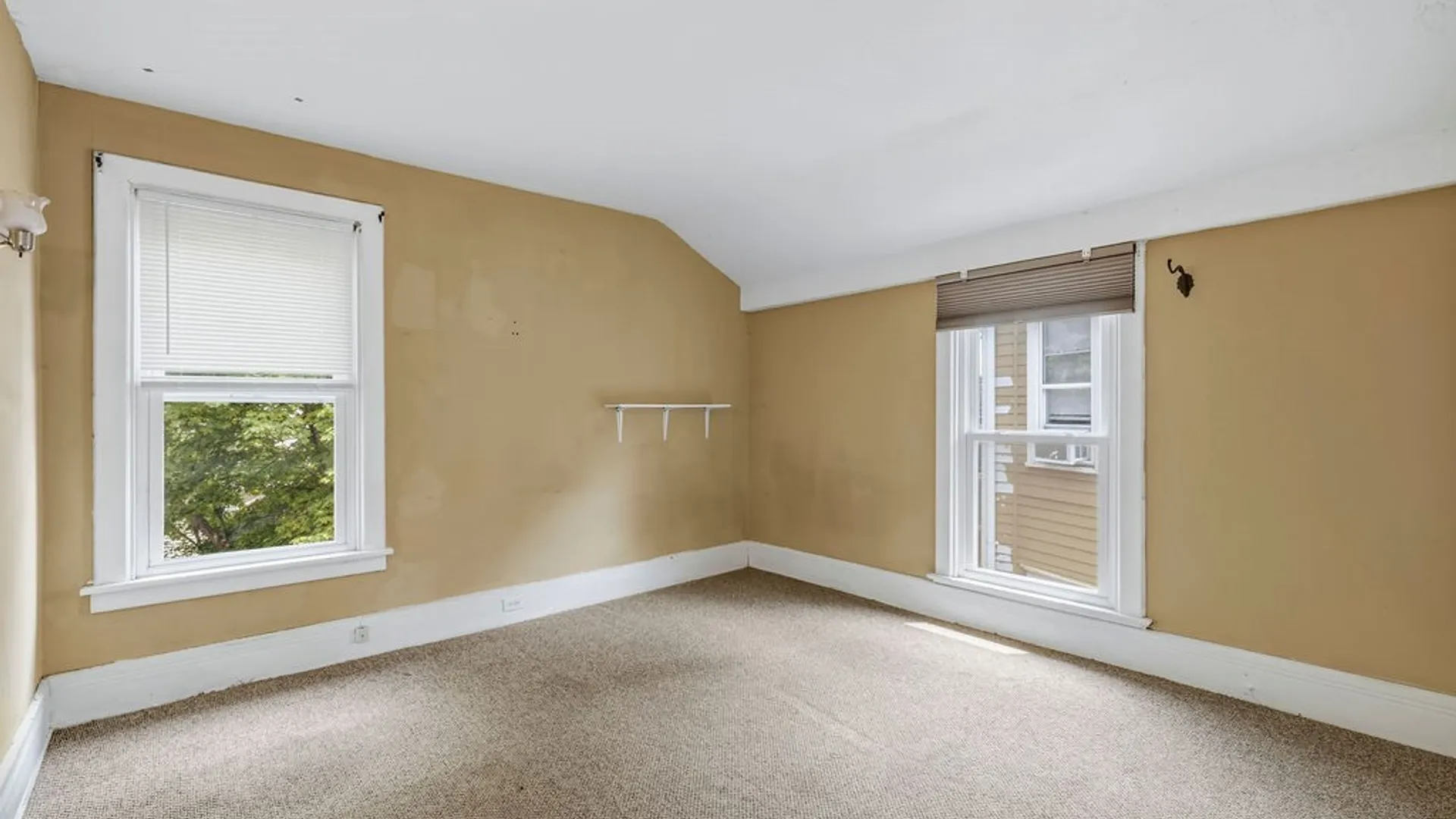 Property at 15 W Northrup Place, Buffalo, NY 14214 21