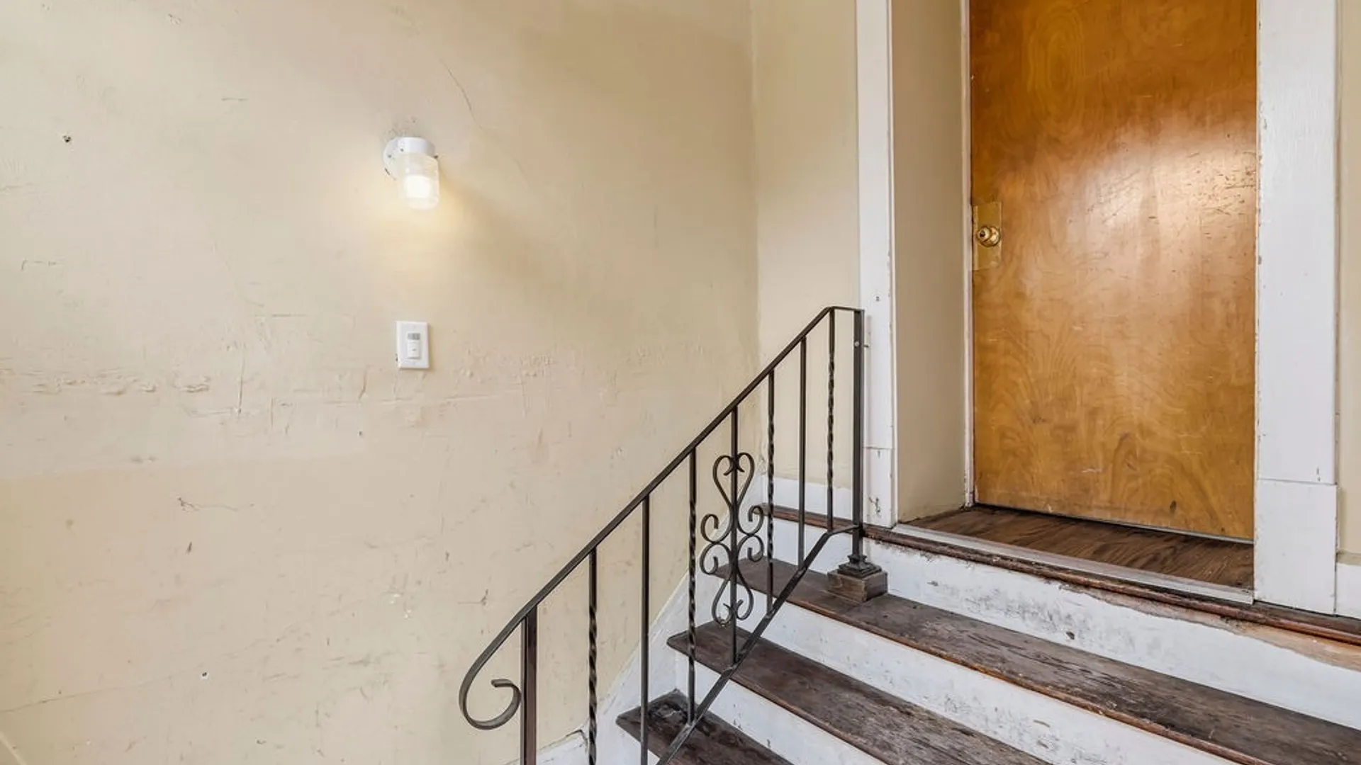 Property at 15 W Northrup Place, Buffalo, NY 14214 23