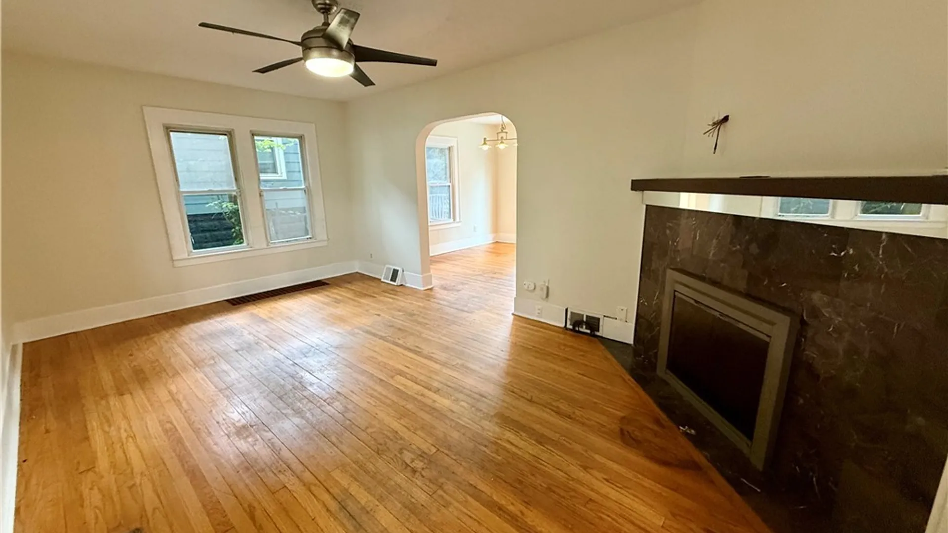 Property at 413 S Midler Avenue, Syracuse, NY 13206 7