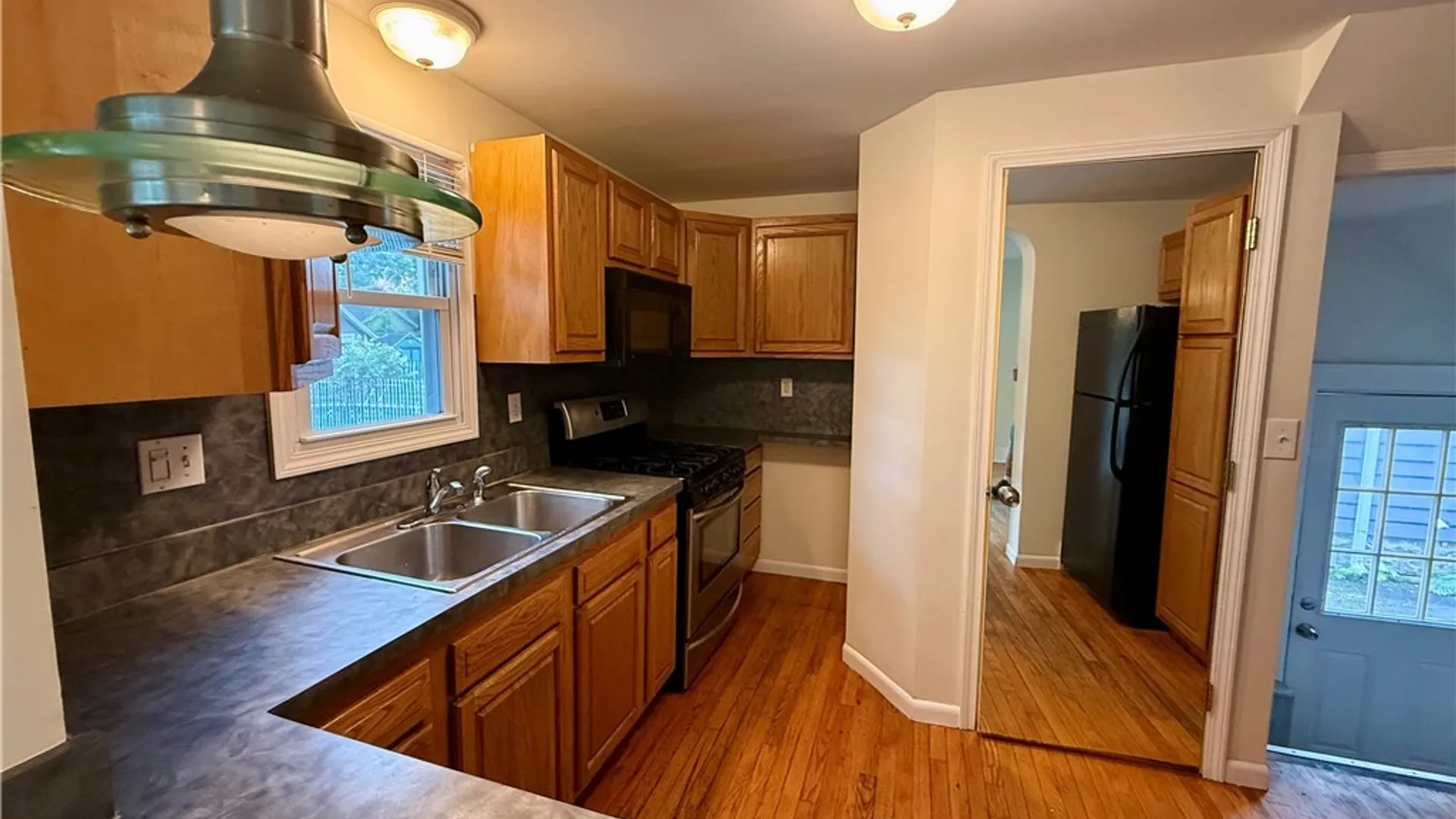 Property at 413 S Midler Avenue, Syracuse, NY 13206 15