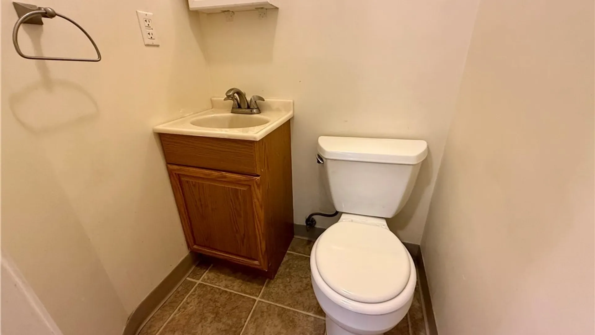 Property at 413 S Midler Avenue, Syracuse, NY 13206 18