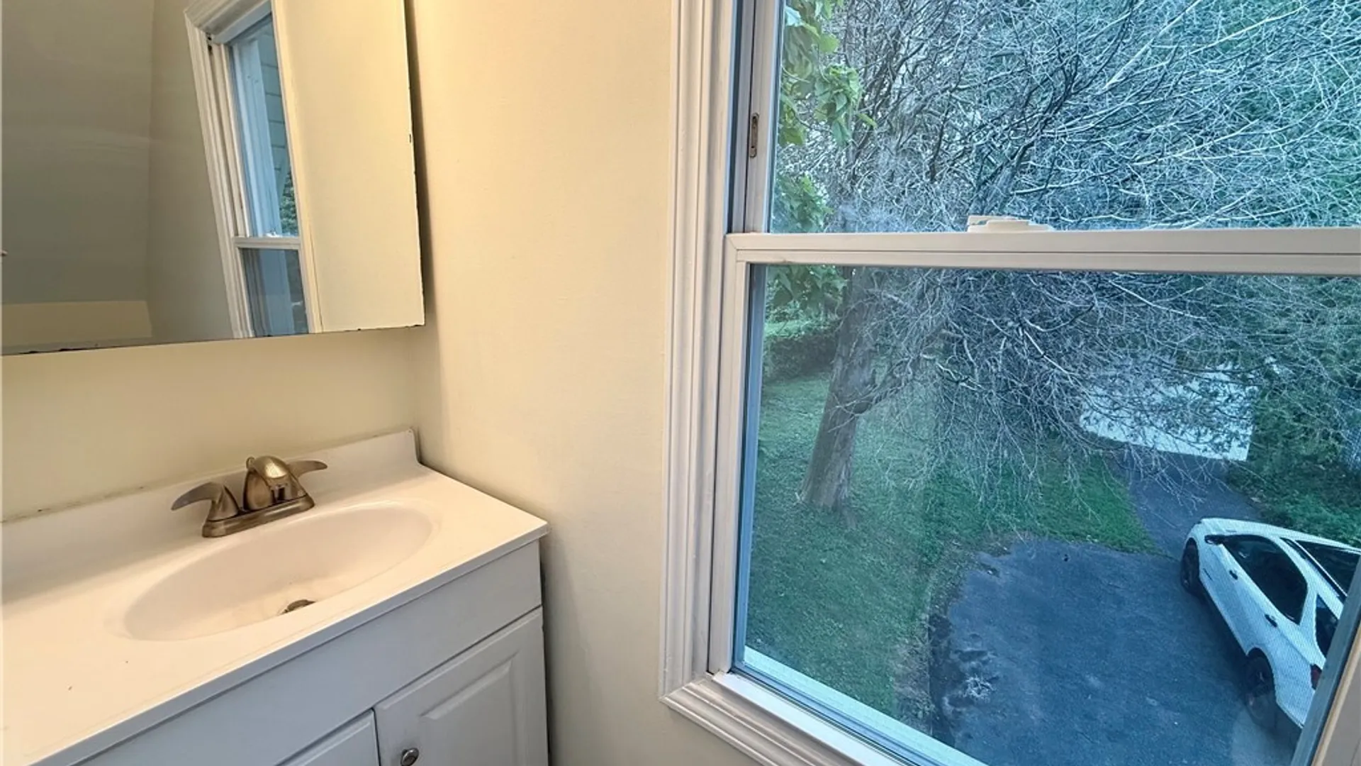 Property at 413 S Midler Avenue, Syracuse, NY 13206 29