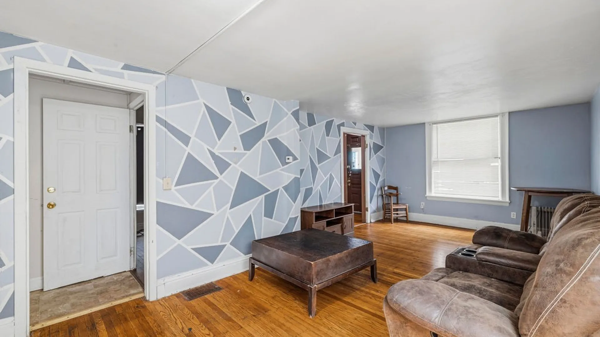 Property at 37 Northrup Place, Buffalo, NY 14214 5