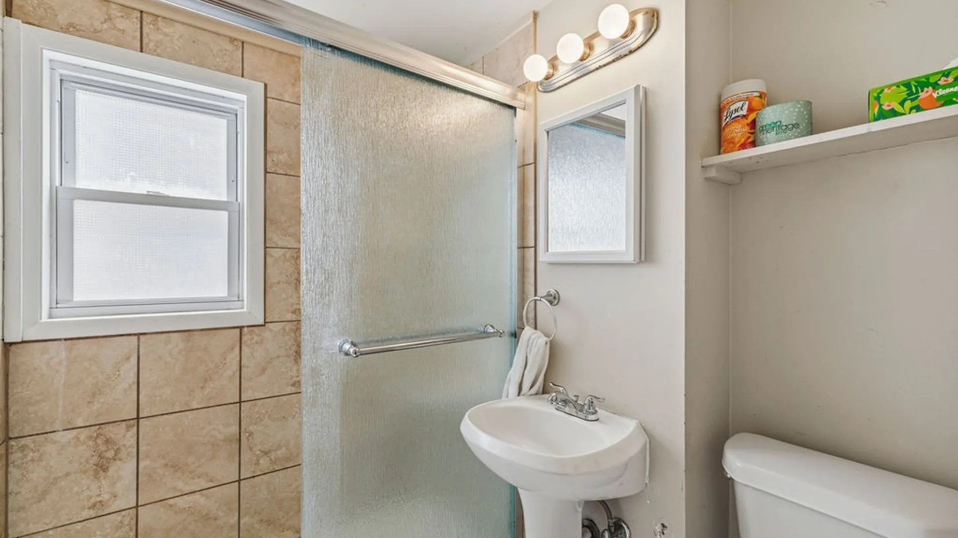 Property at 37 Northrup Place, Buffalo, NY 14214 11