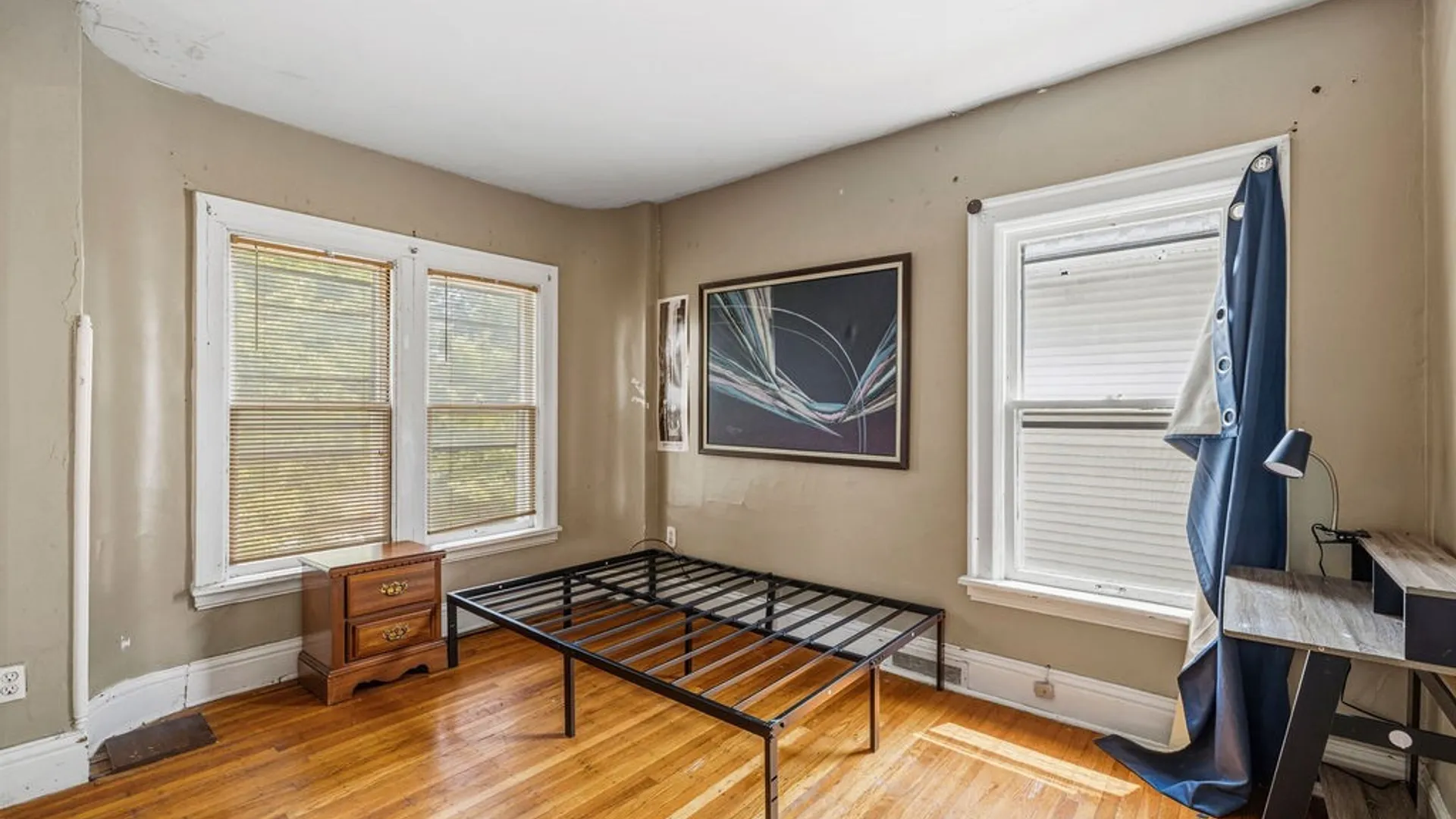 Property at 37 Northrup Place, Buffalo, NY 14214 13