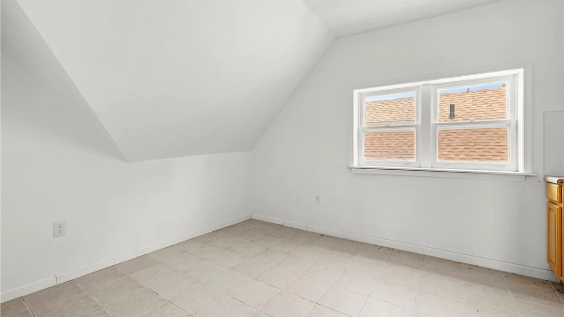 Property at 1061 Lancaster Avenue, Syracuse, NY 13210 37