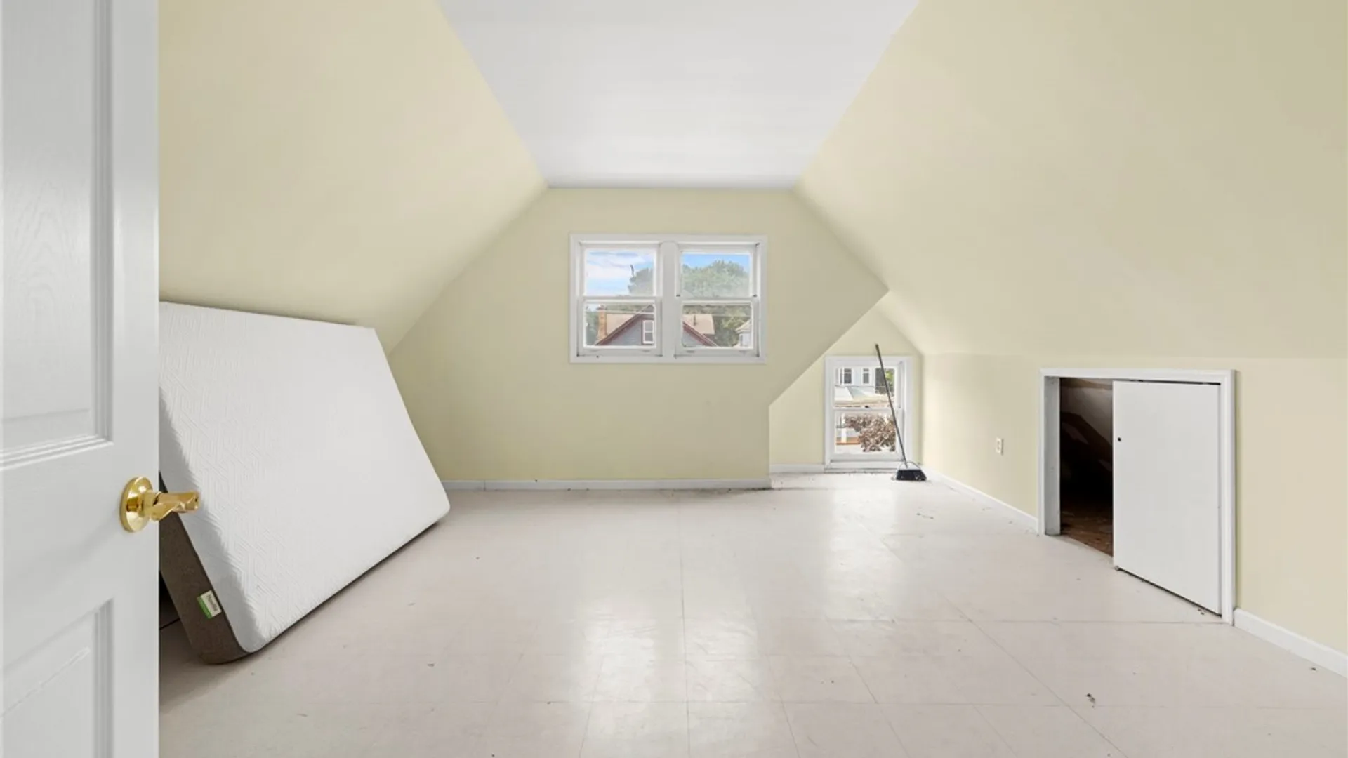 Property at 1061 Lancaster Avenue, Syracuse, NY 13210 38