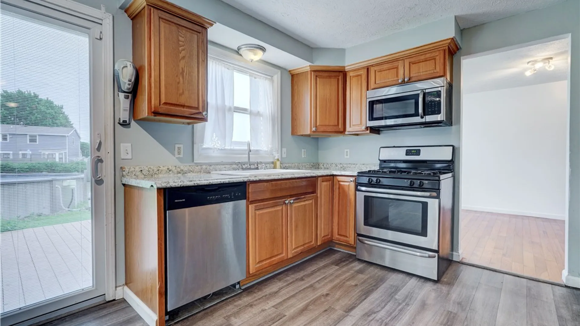 Property at 138 Pebbleview Dr, Greece, NY 14612 12