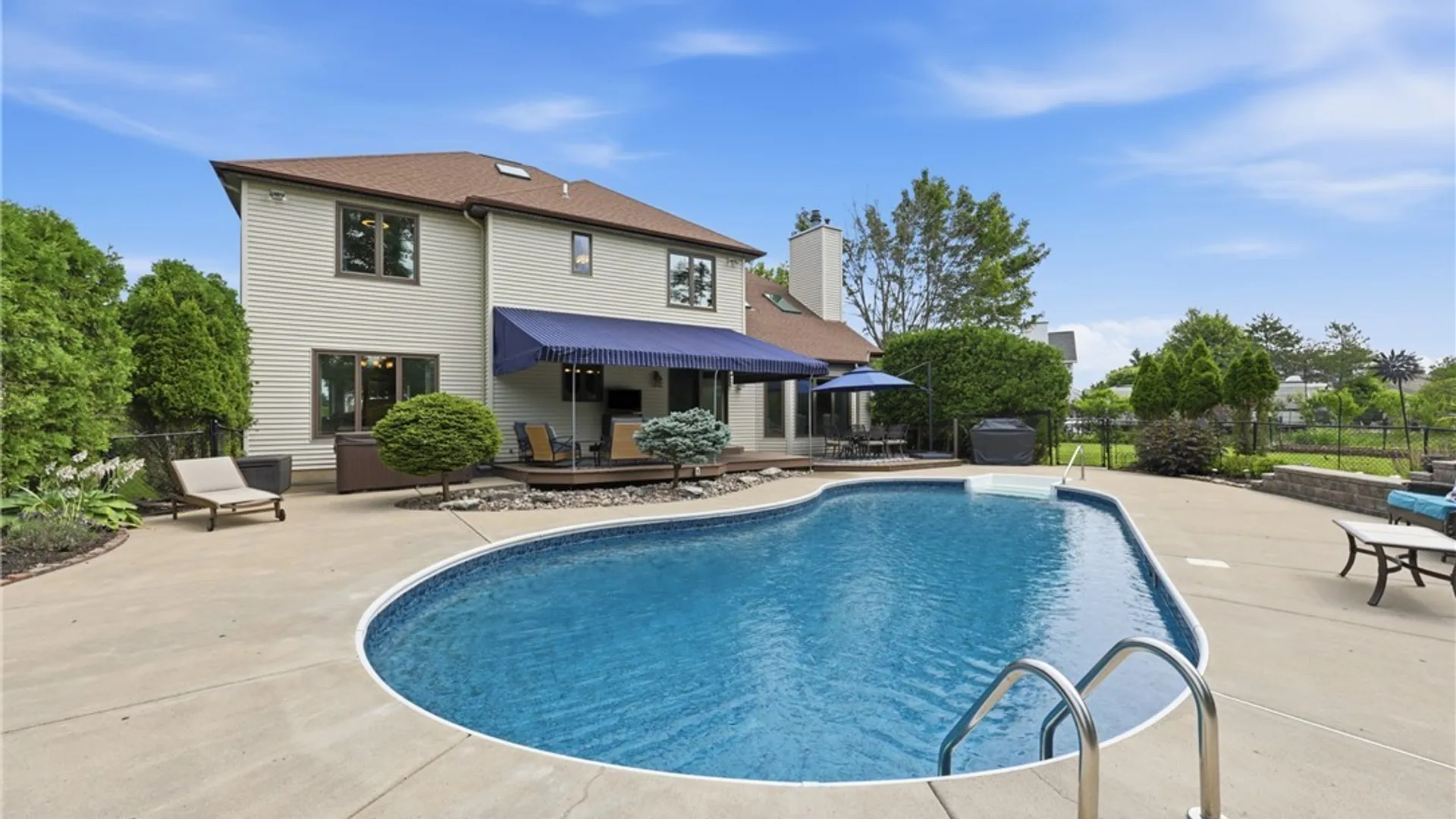 Property at 6236 Cloverleaf Drive, Clarence, NY 14051 41