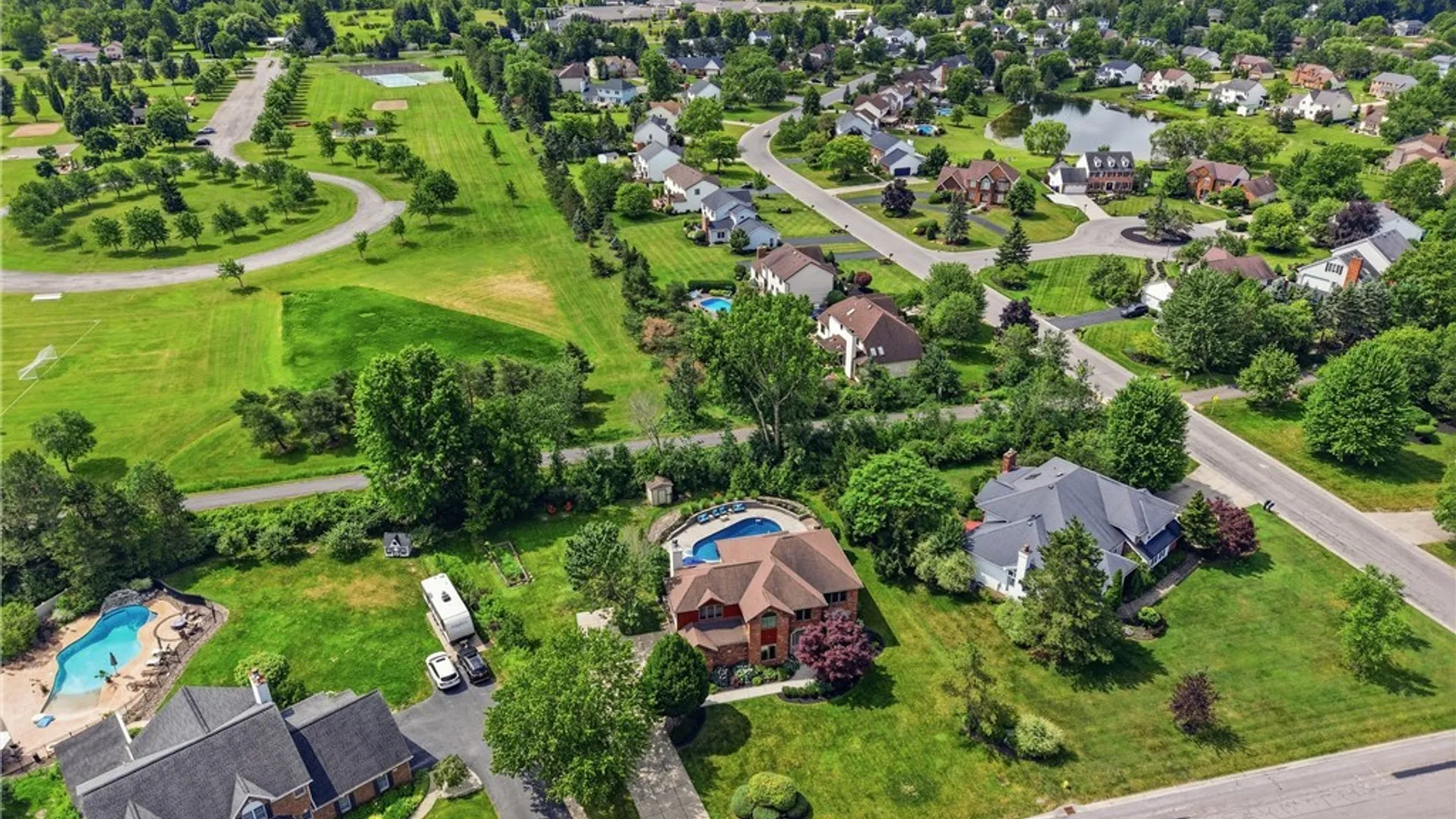 Property at 6236 Cloverleaf Drive, Clarence, NY 14051 46