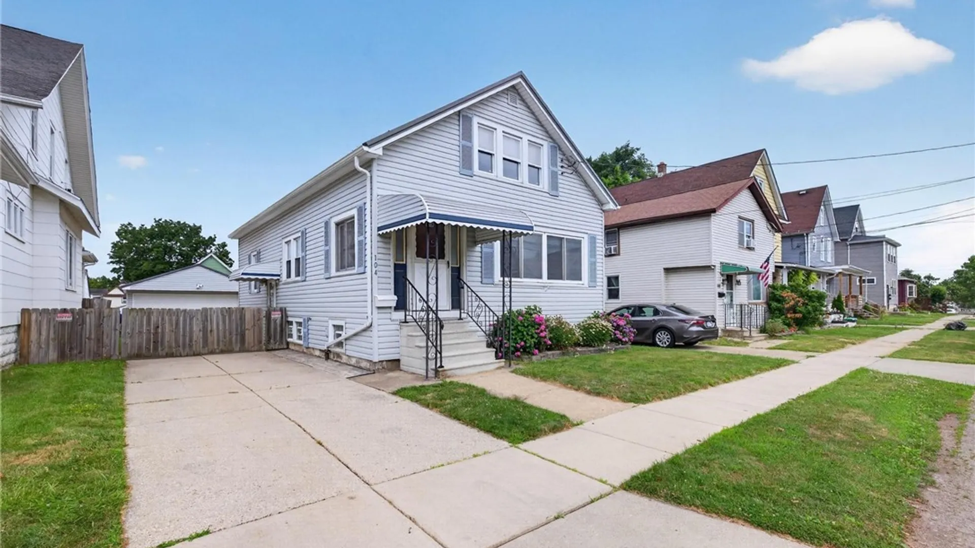 Property at 104 Bellwood Avenue, West Seneca, NY 14224 3