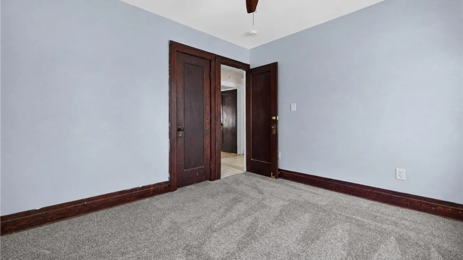 Property at 104 Bellwood Avenue, West Seneca, NY 14224 11