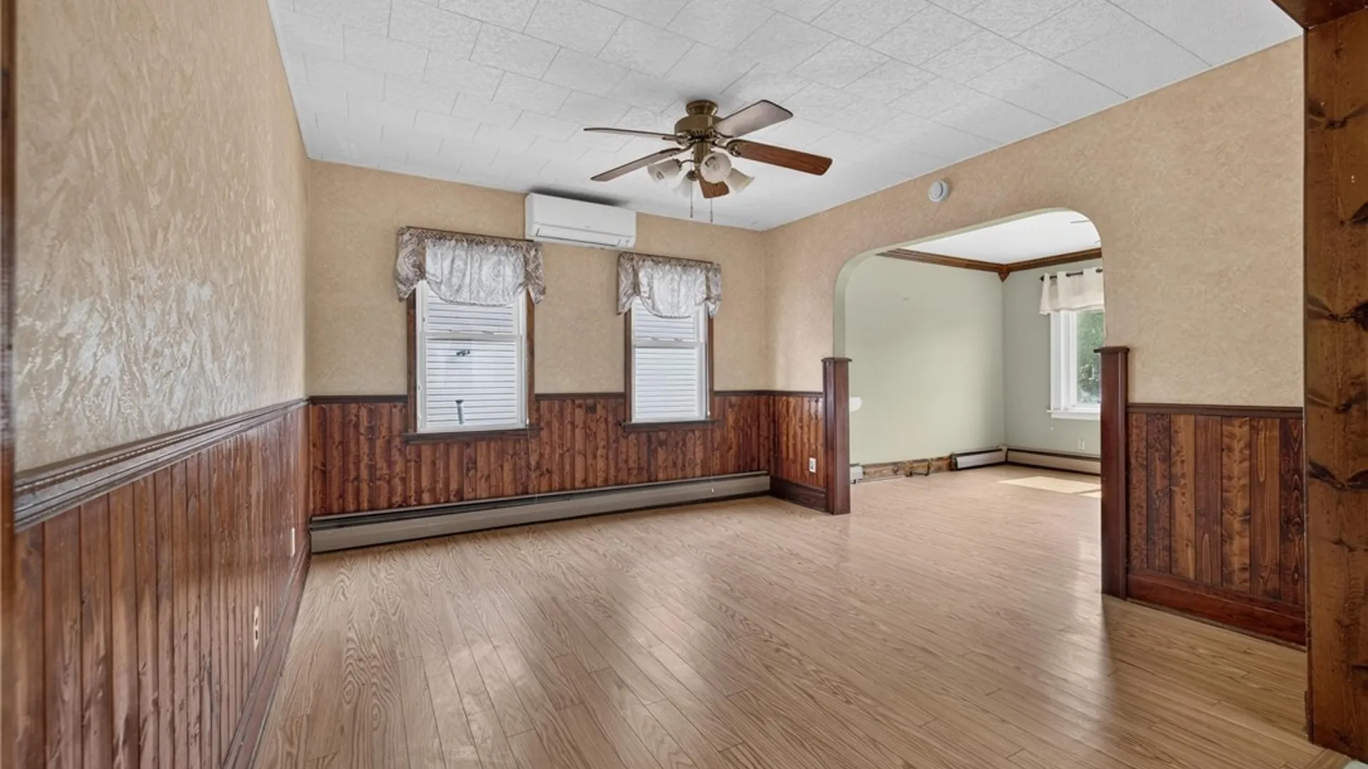 Property at 104 Bellwood Avenue, West Seneca, NY 14224 15