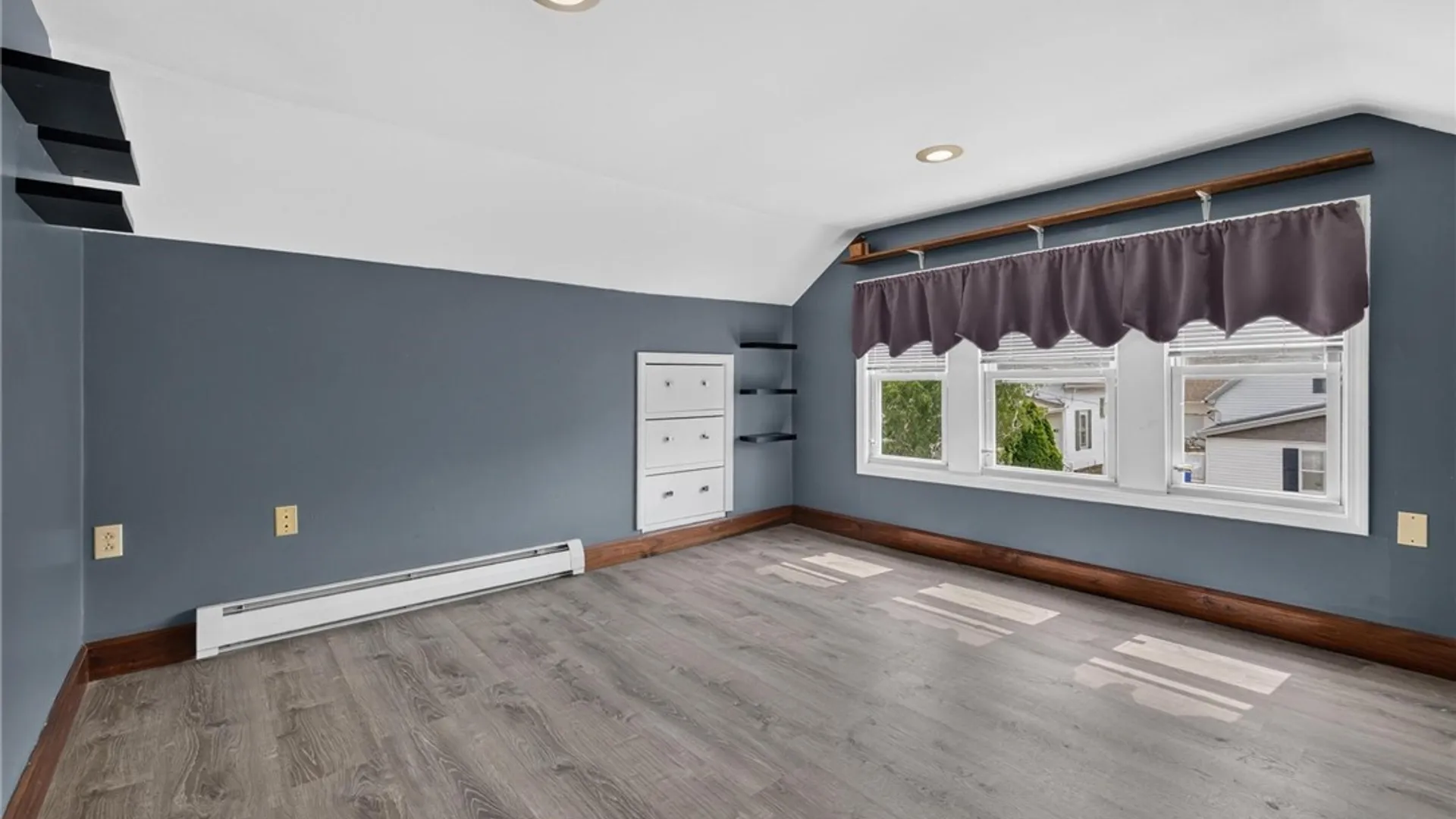 Property at 104 Bellwood Avenue, West Seneca, NY 14224 27