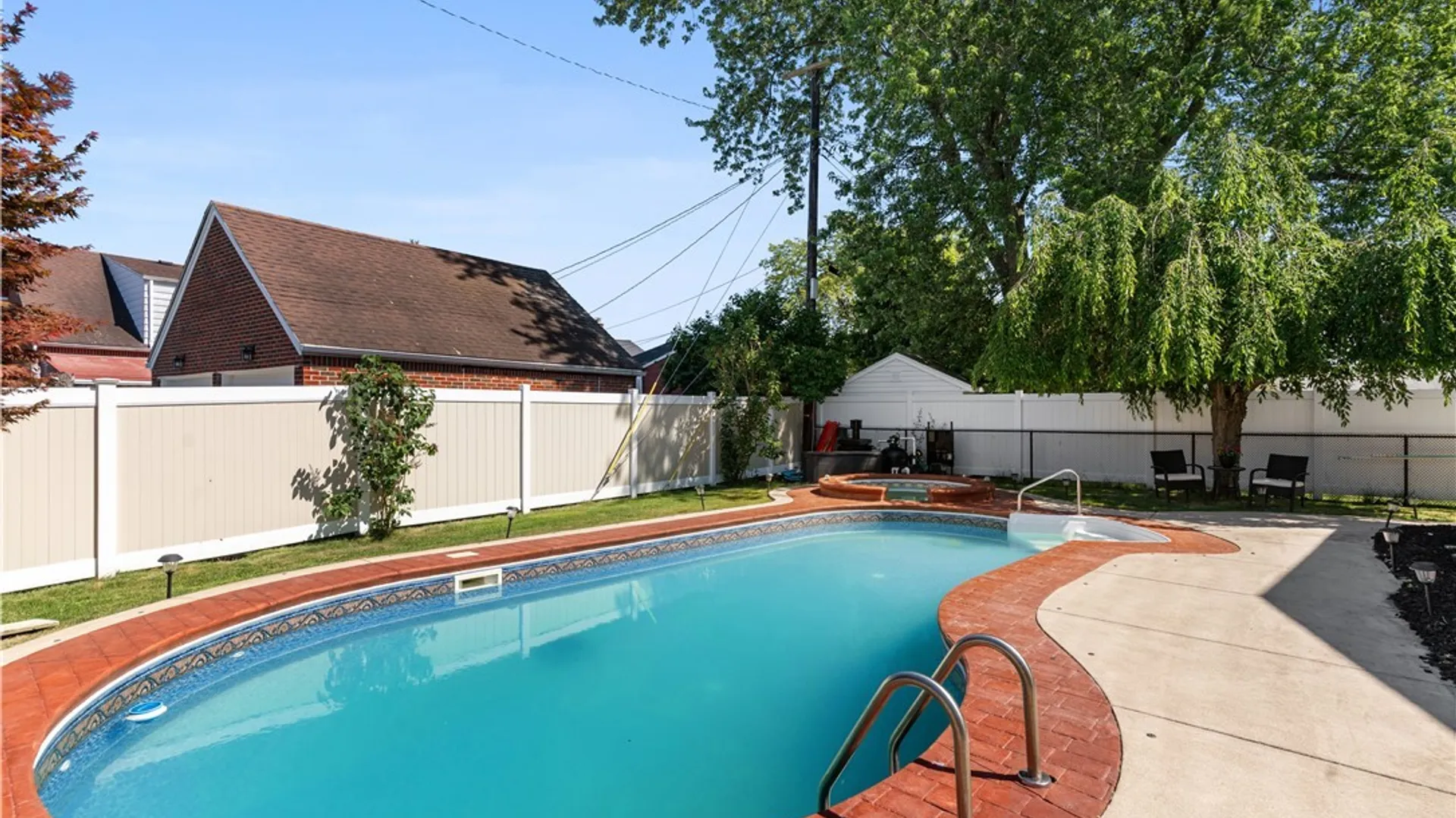 Property at 117 Emerald Drive, West Seneca, NY 14224 33