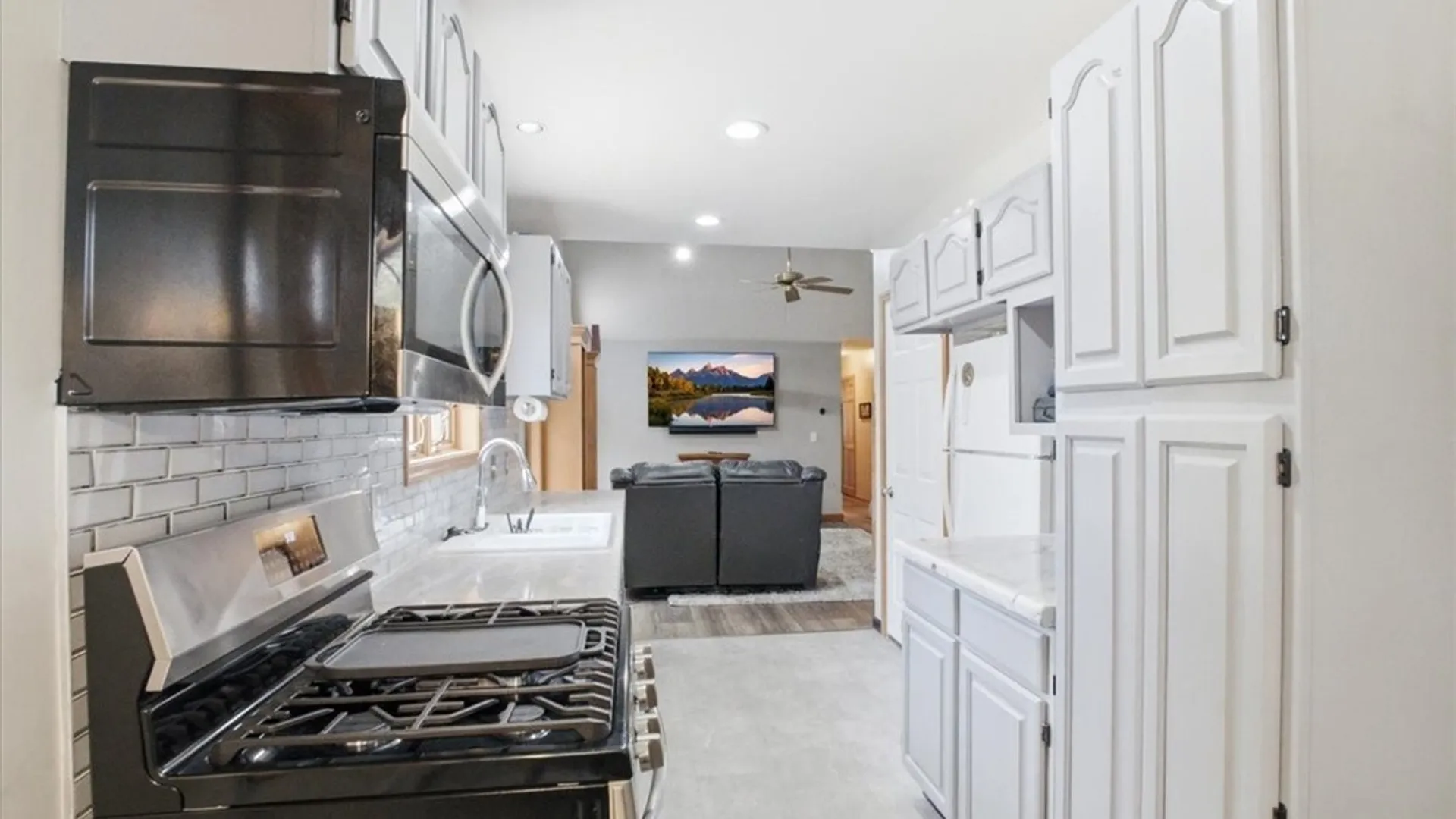 Property at 72 Delaney Avenue, Buffalo, NY 14216 3