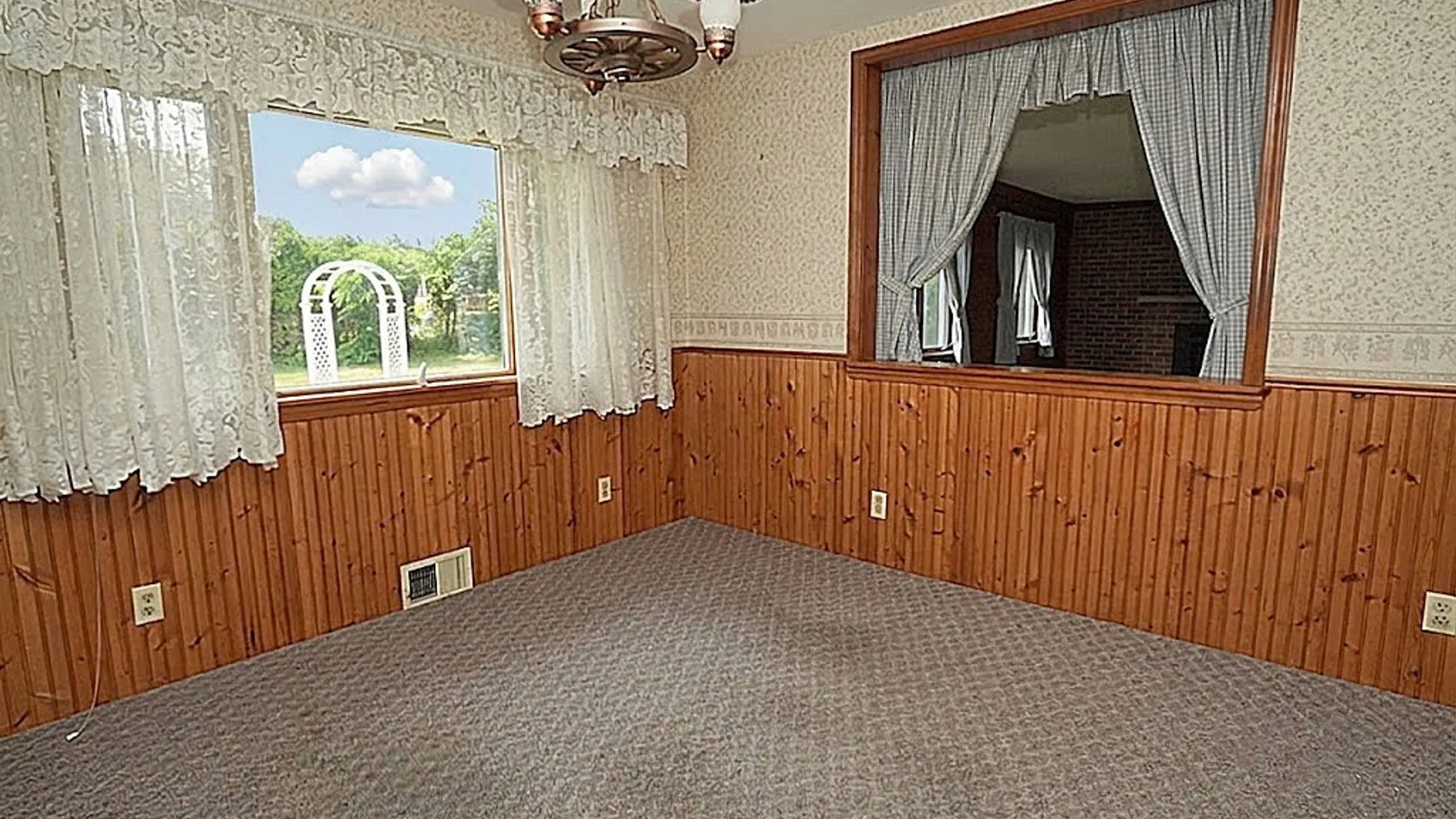 Property at 1554 Westcott Avenue, Alden, NY 14004 4