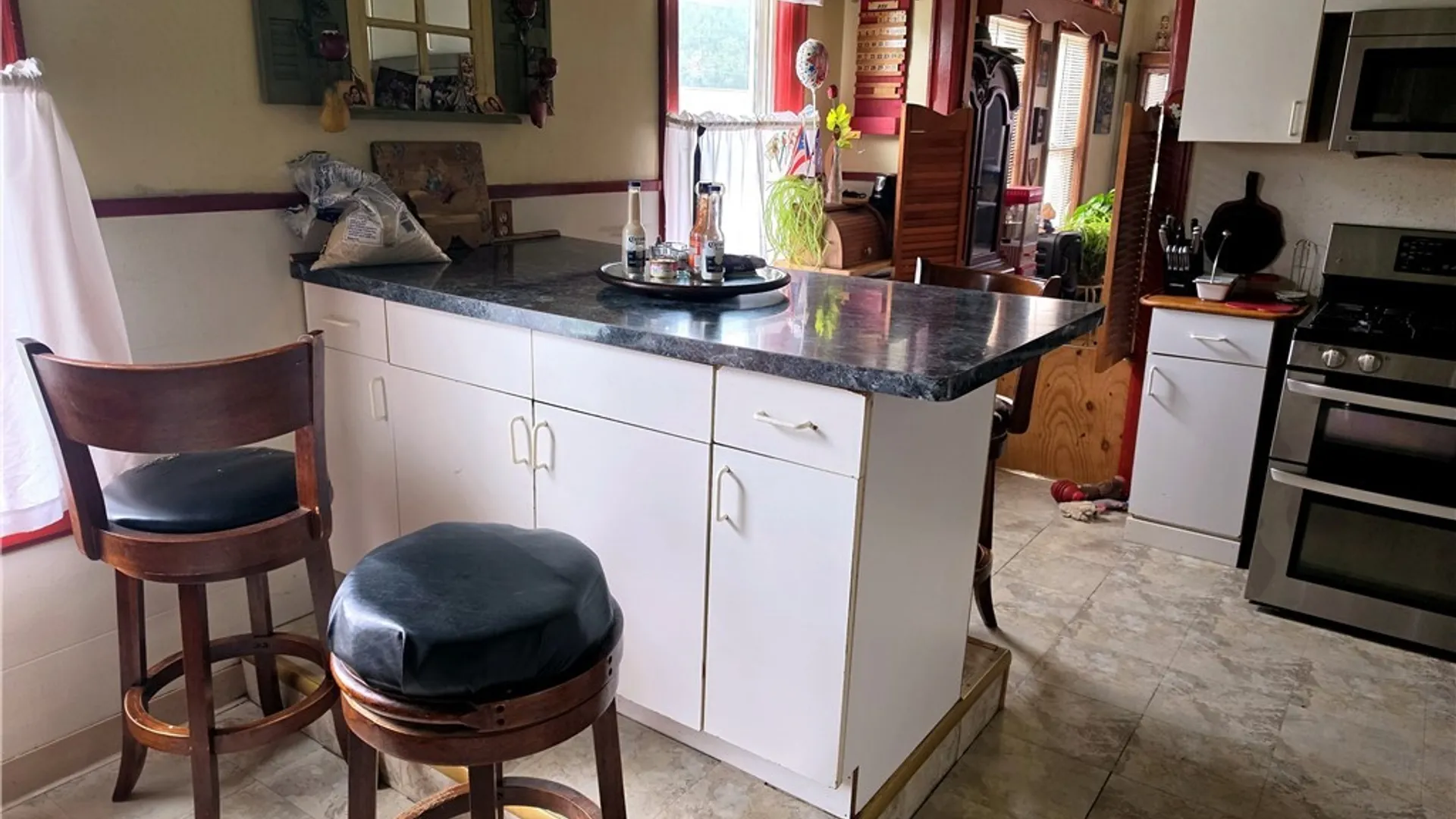 Property at 16 Sidway Street, Buffalo, NY 14210 10