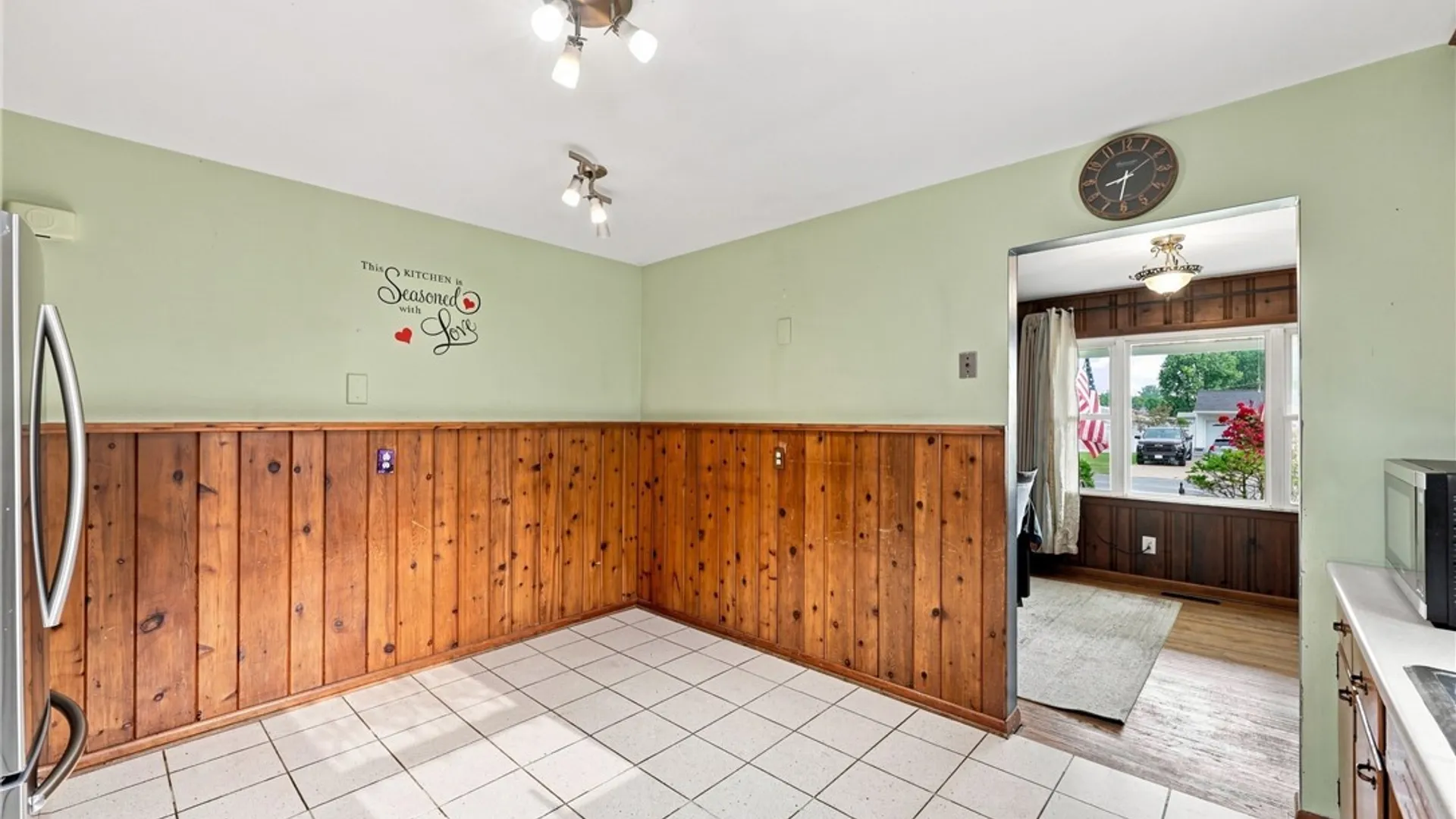 Property at 289 French Road, Cheektowaga, NY 14043 14