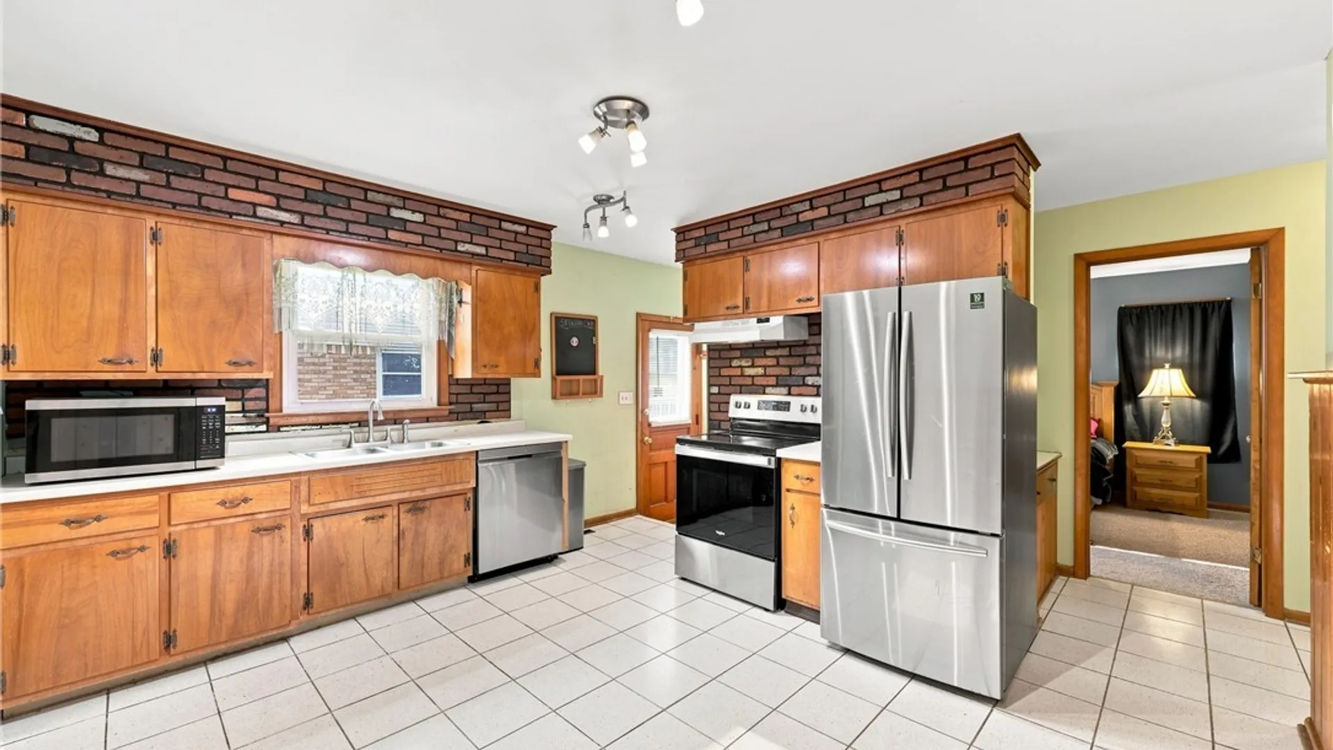 Property at 289 French Road, Cheektowaga, NY 14043 16