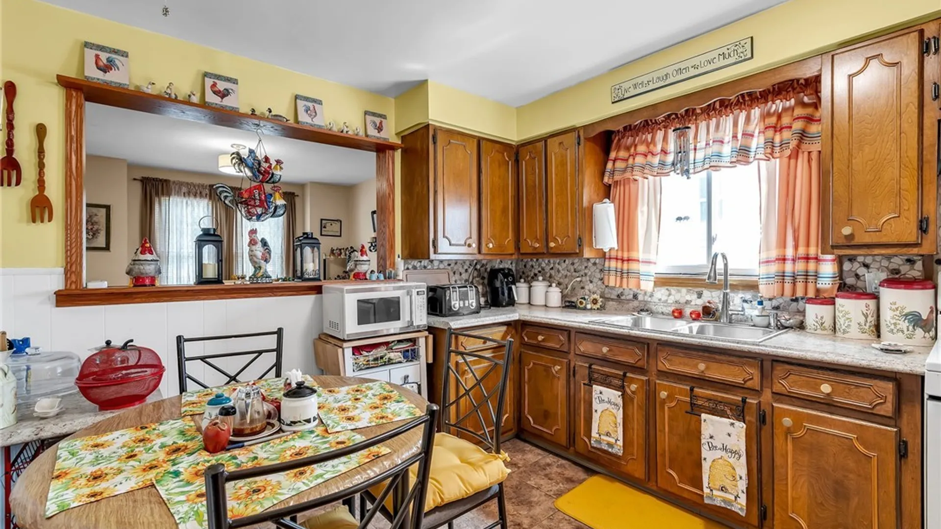 Property at 33 Ludington Street, Buffalo, NY 14206 9