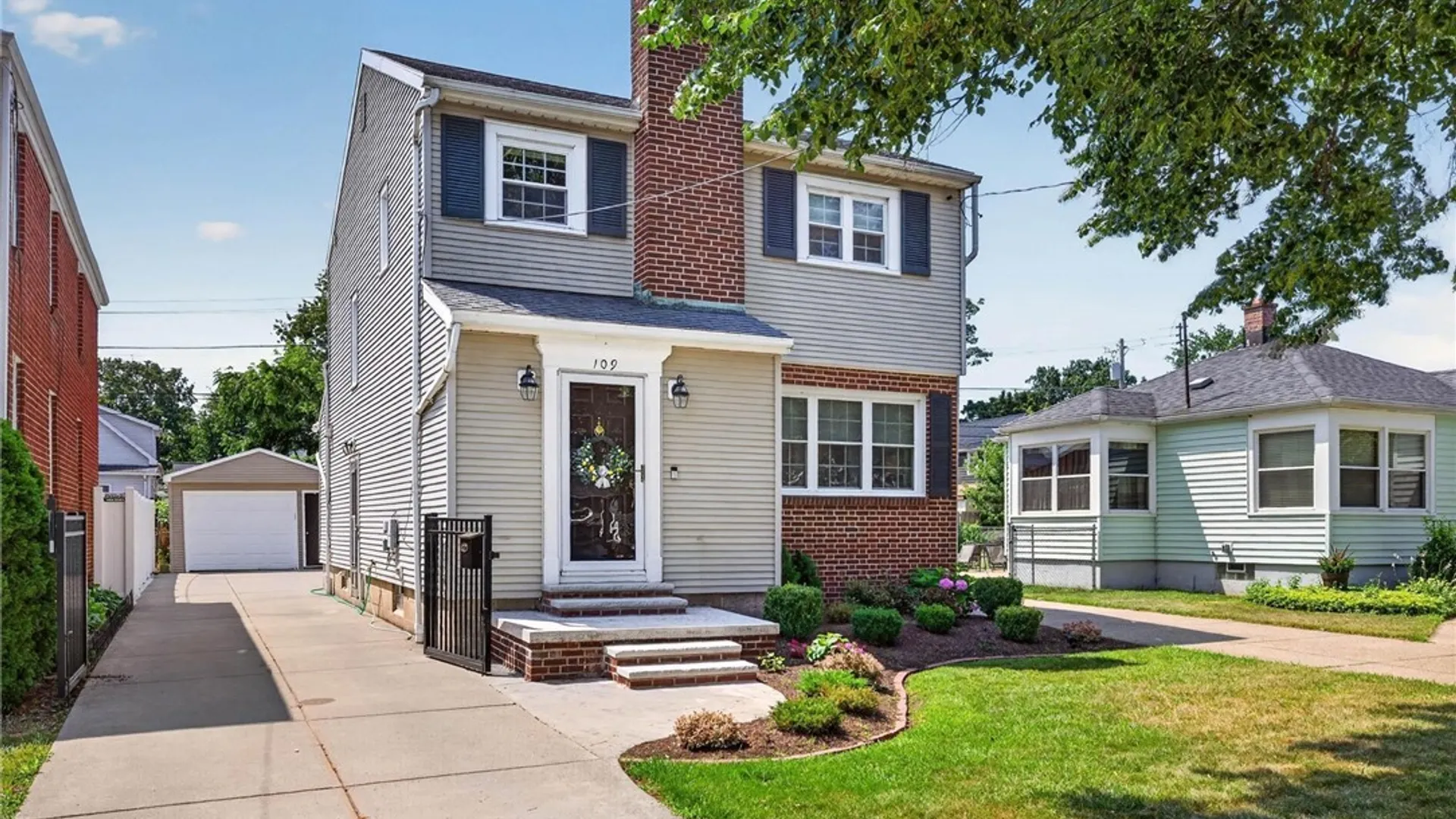 Property at 109 Whitehall Avenue, Buffalo, NY 14220 2