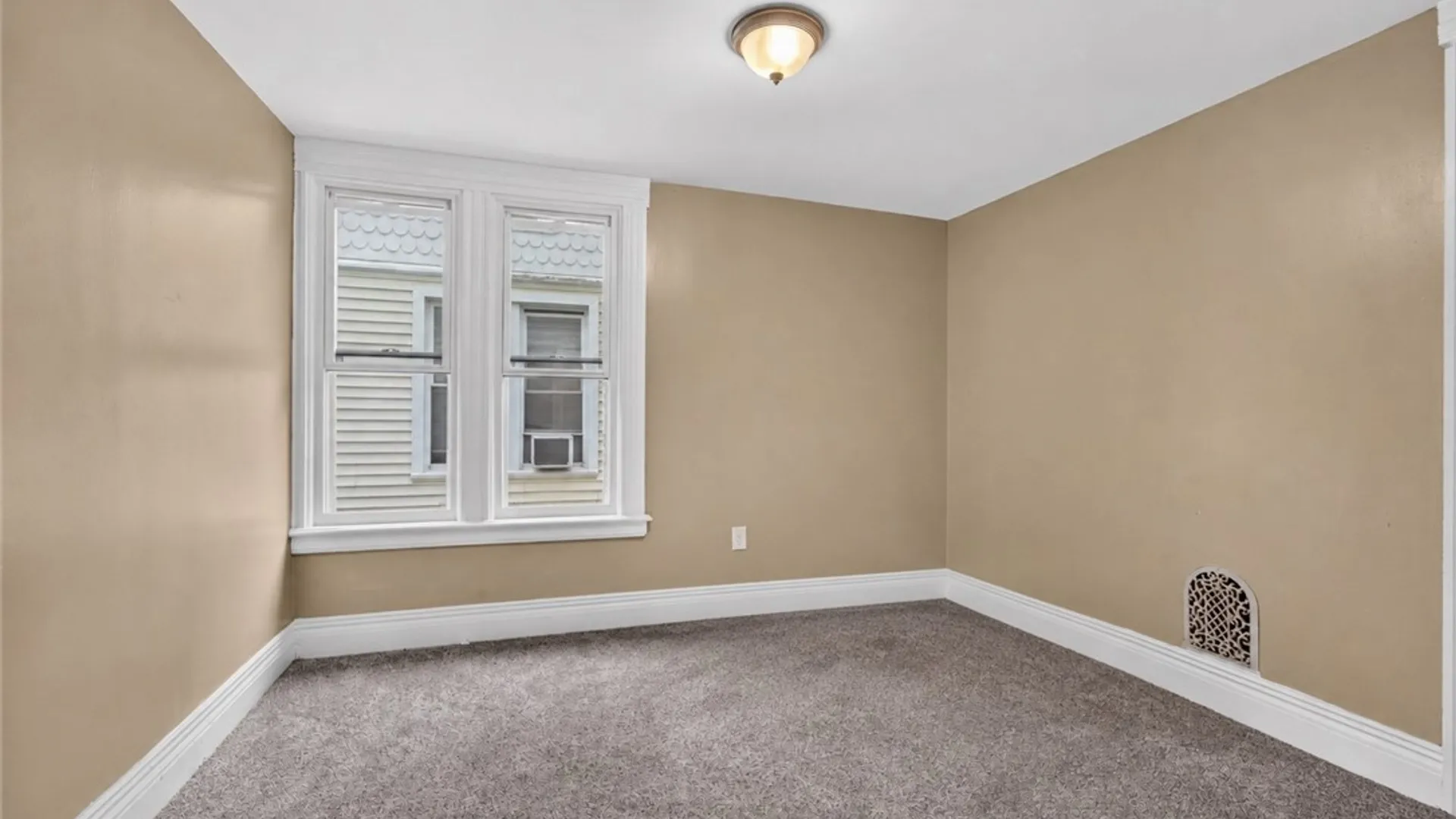 Property at 461 S Goodman Street, Rochester, NY 14607 12