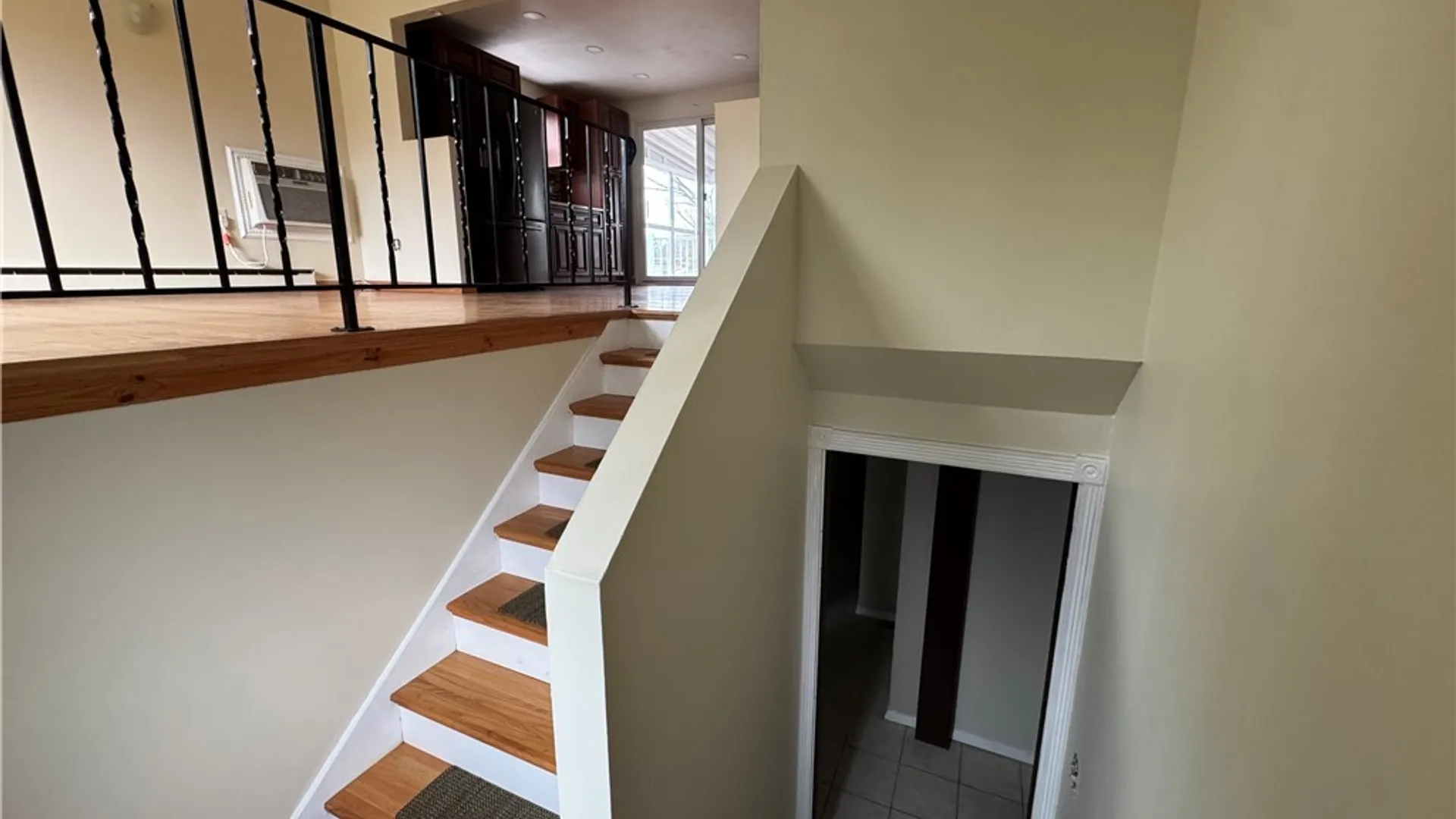 Property at 4748 Haverton Lane, Clay, NY 13090 5