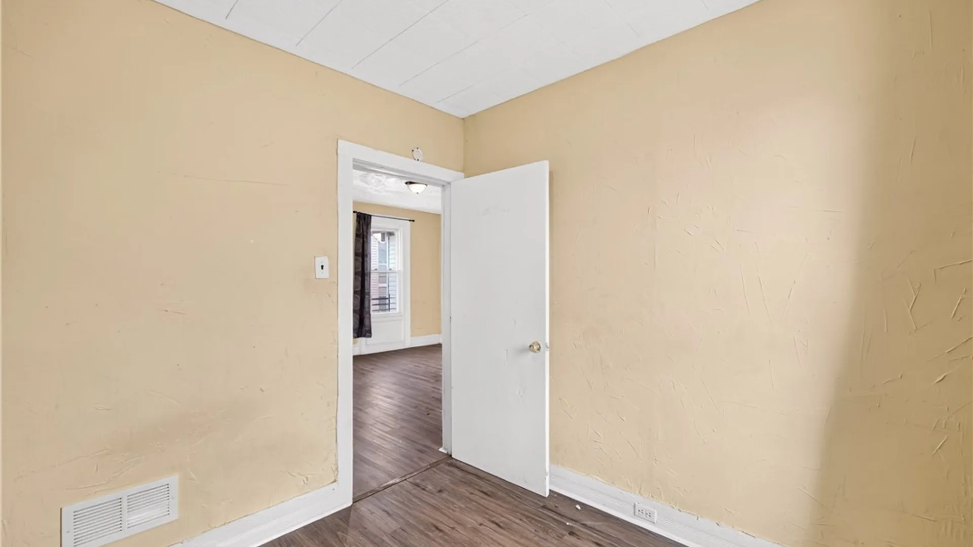 Property at 1305 Brinckerhoff Avenue, Utica, NY 13501 18