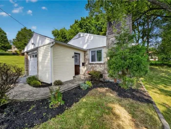 Property at 208 Danbury Drive, Camillus, NY 13219