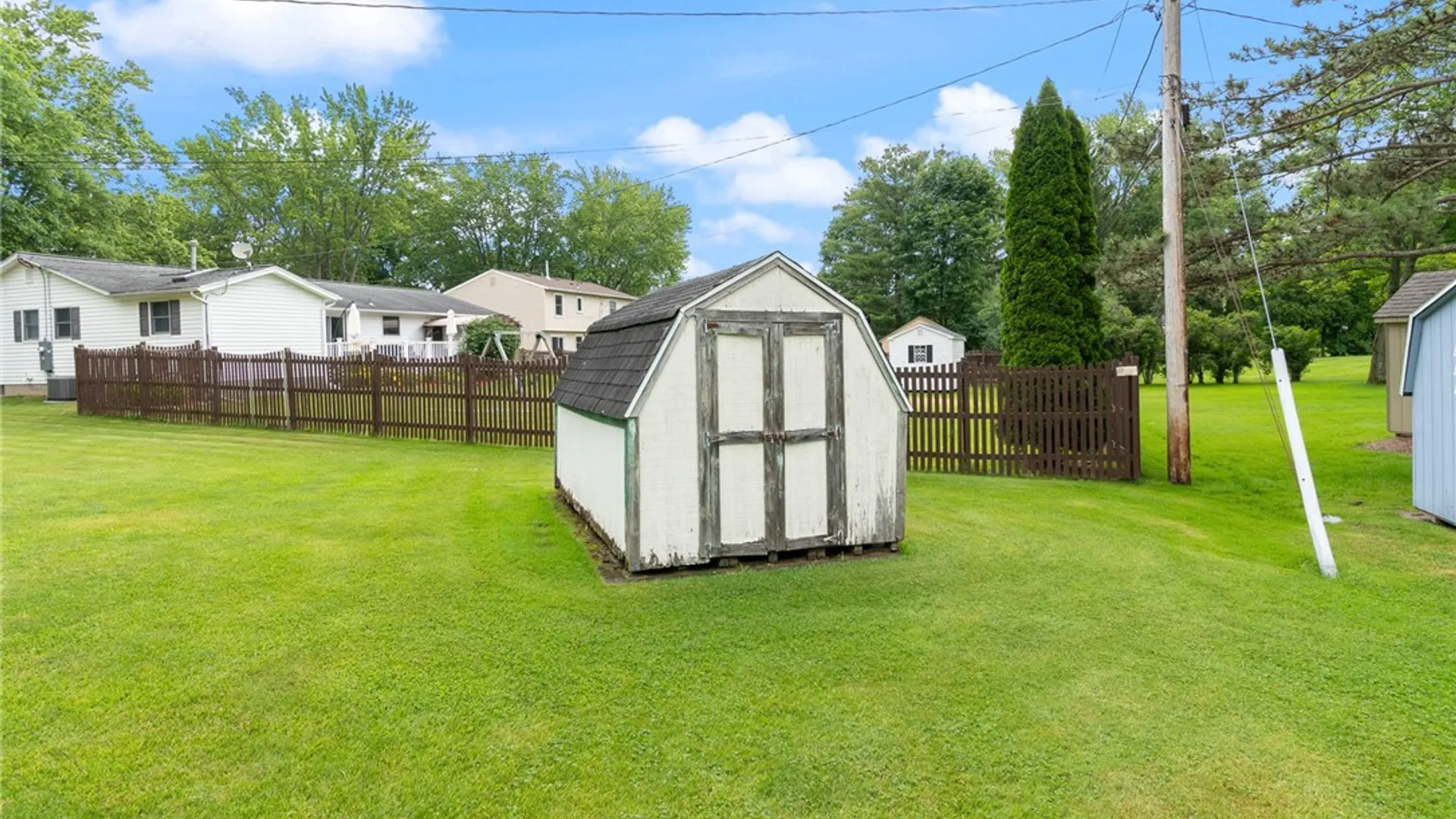 Property at 64 Elmford Road, Gates, NY 14606 34