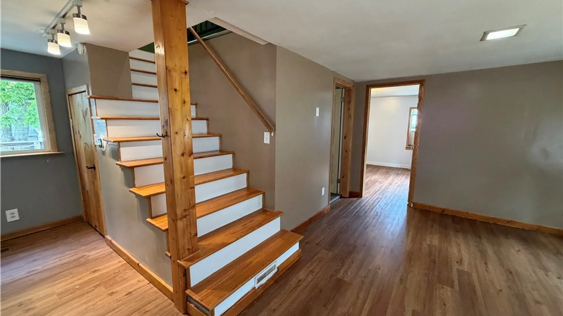 Property at 5519 Kathan Rd, Cicero, NY 13029 12