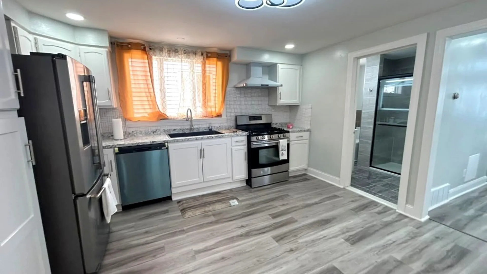 Property at 24 Euclid Avenue, Cheektowaga, NY 14211 15