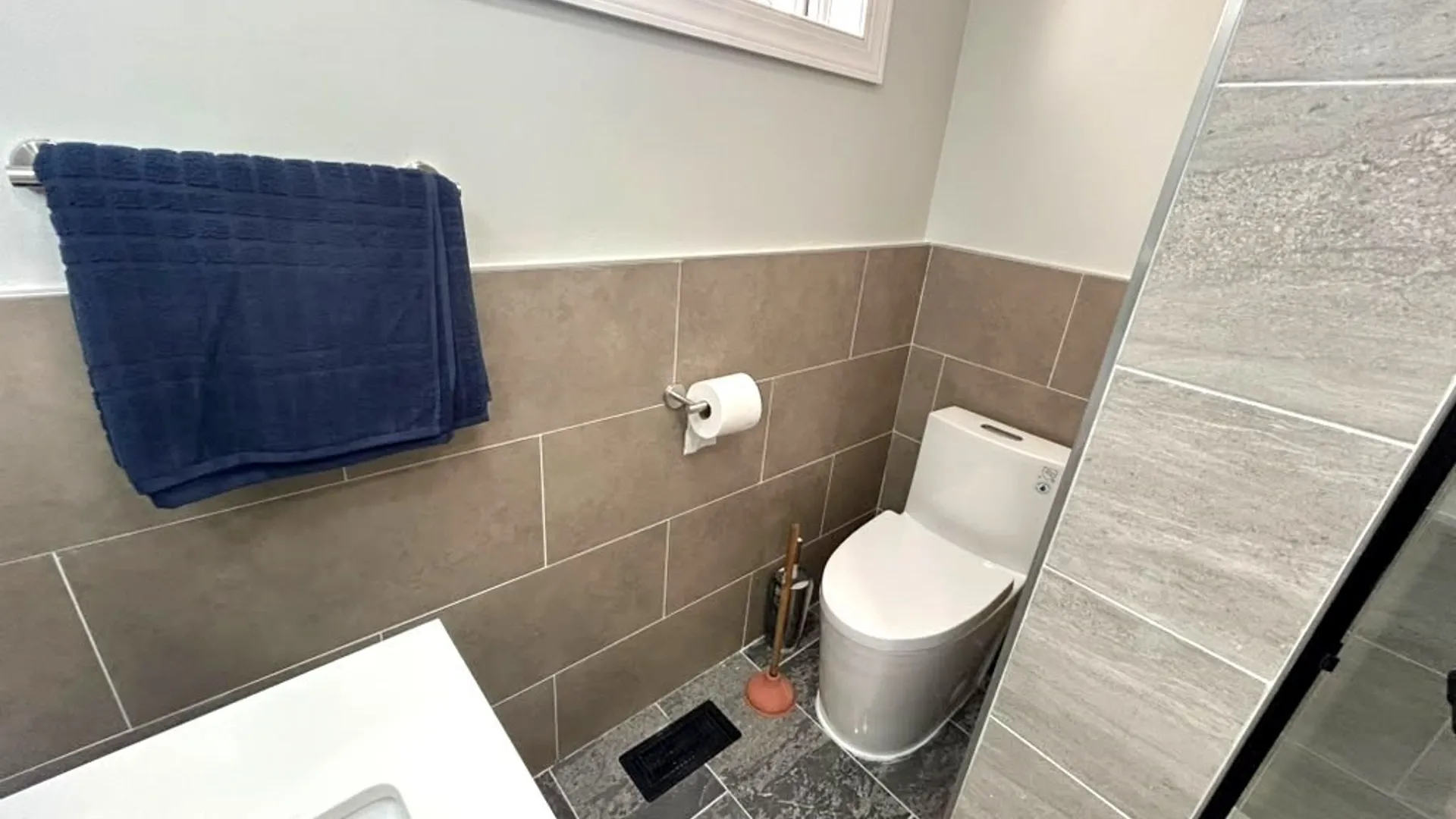 Property at 24 Euclid Avenue, Cheektowaga, NY 14211 19