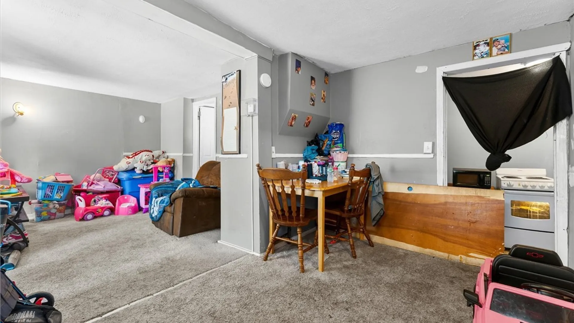 Property at 505 Carbon Street, Syracuse, NY 13208 6