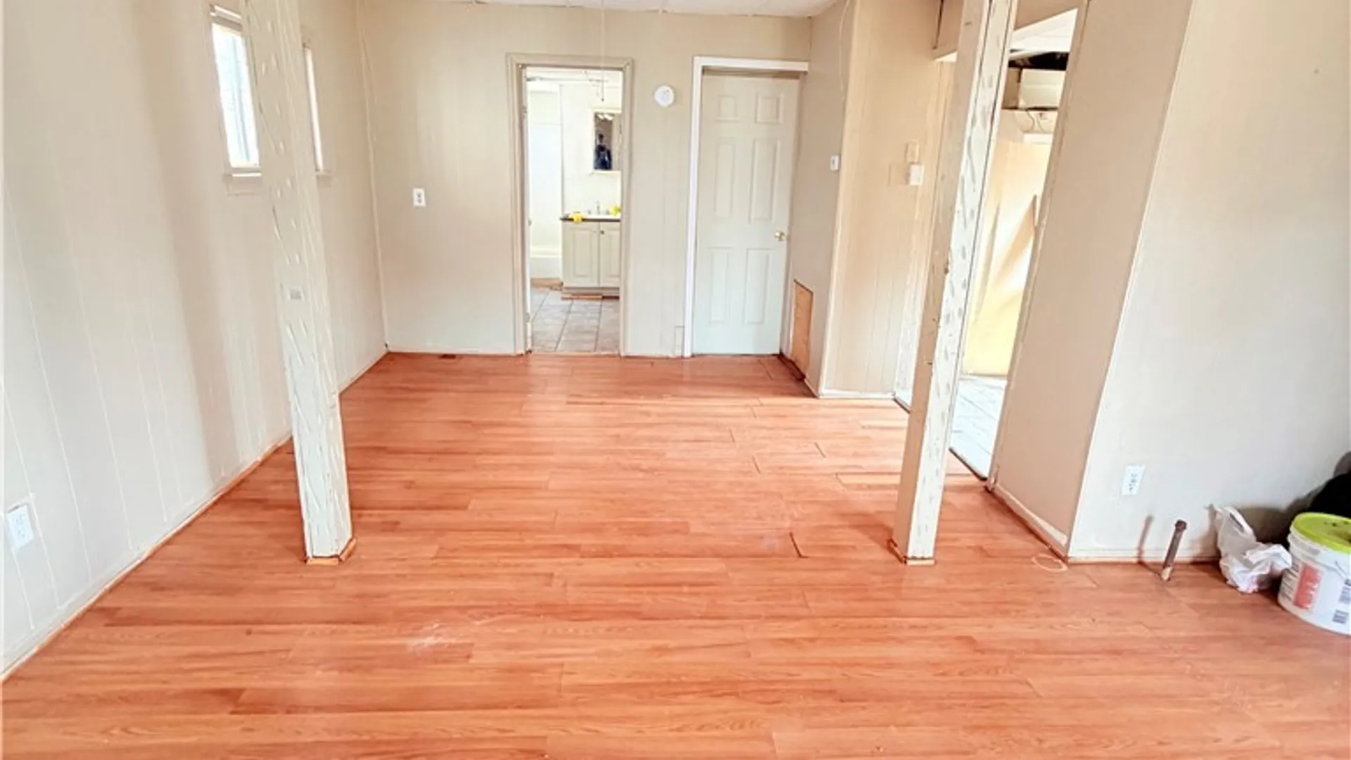 Property at 40 Ashley Street, Buffalo, NY 14212 5