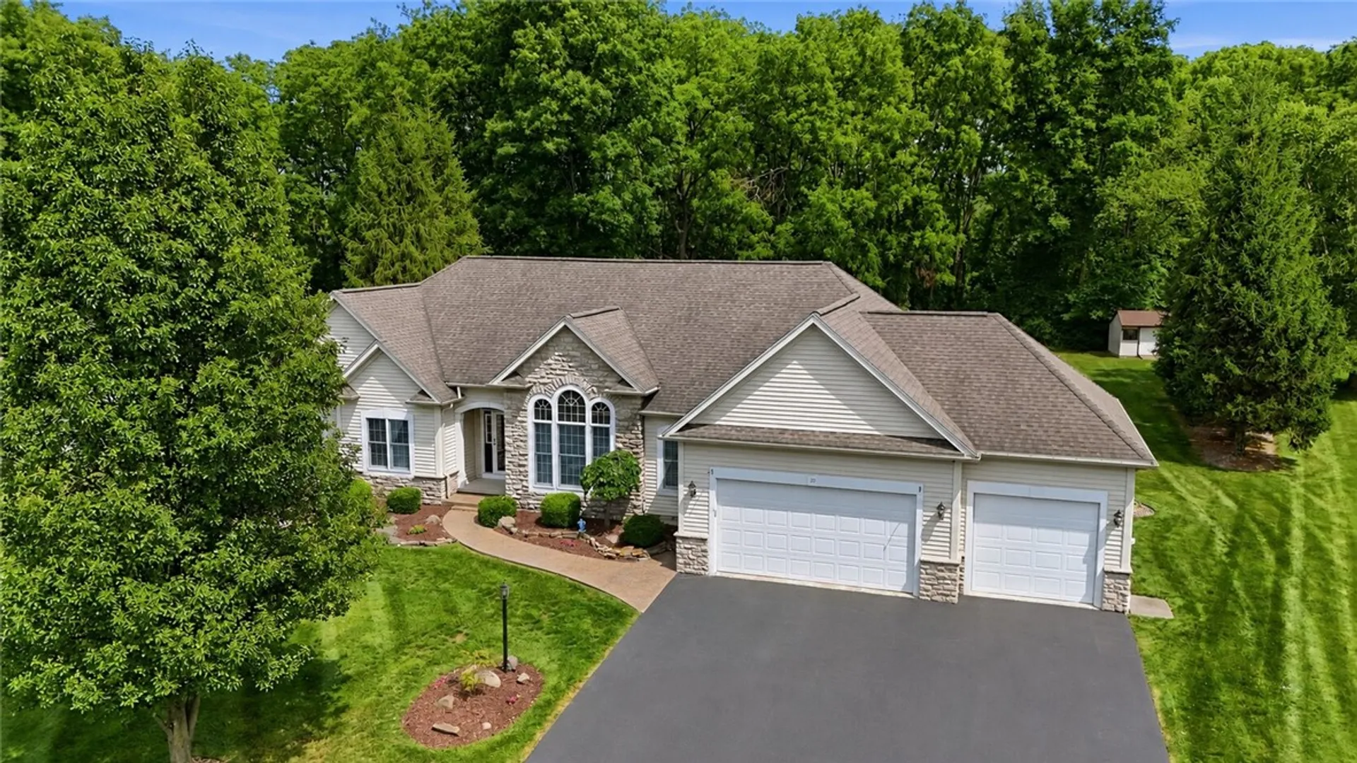 Property at 20 Coyote Run, Ogden, NY 14559 4