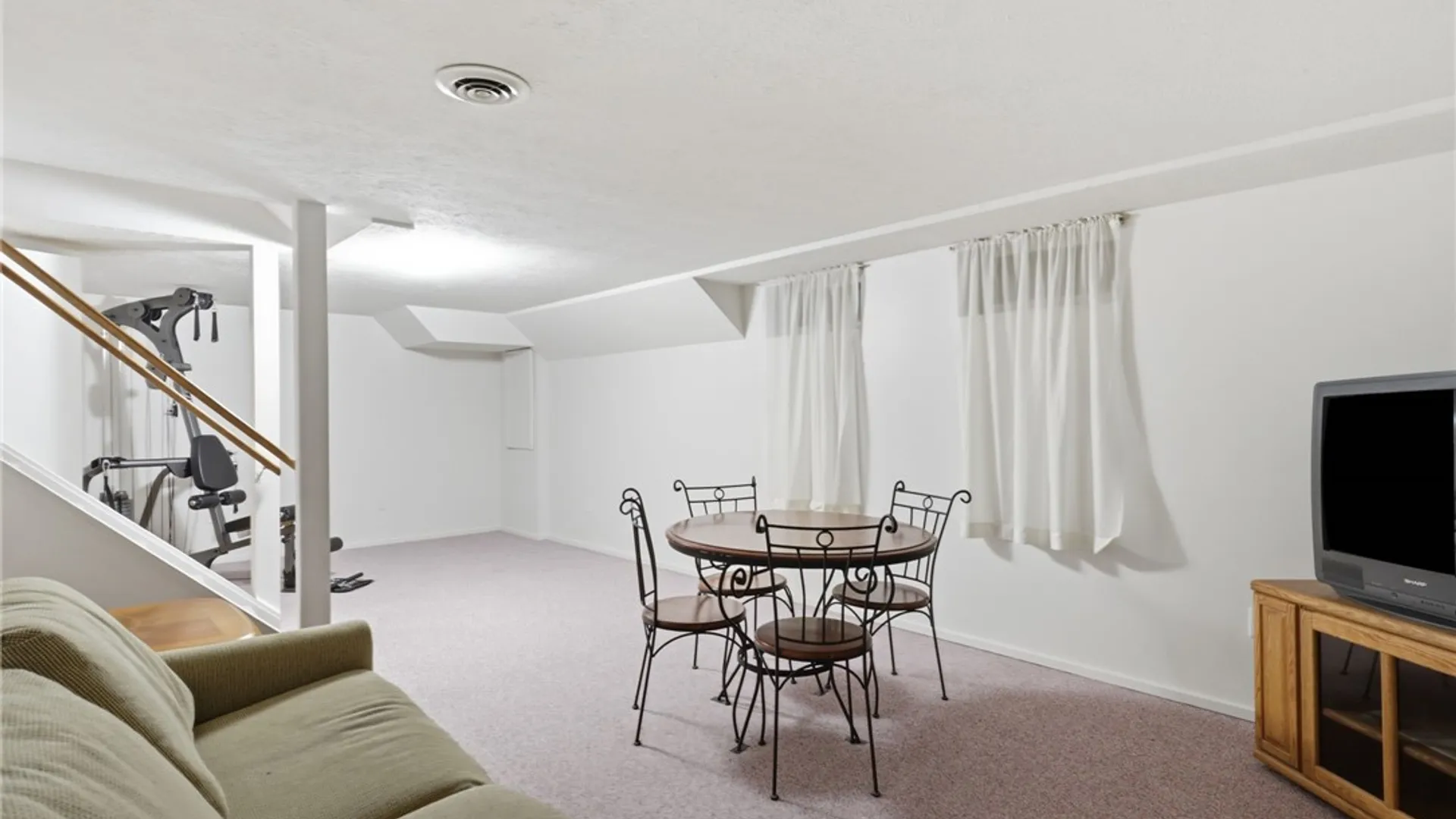Property at 149 Flower Dale Drive, Greece, NY 14626 23